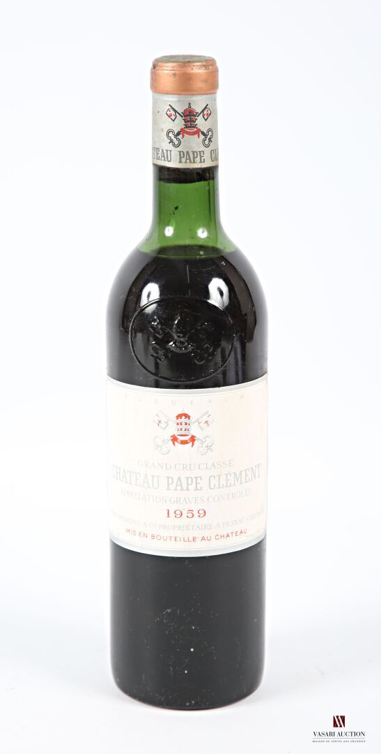 Null 1 瓶 Château PAPE CLÉMENT Graves GCC 1959
	Et.有点污渍。N: 中上肩 (+).