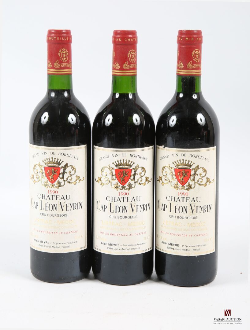 Null 3 bouteilles	Château CAP LÉON VEYRIN	Listrac CB	1990
	Et. Légèrement tachée&hellip;