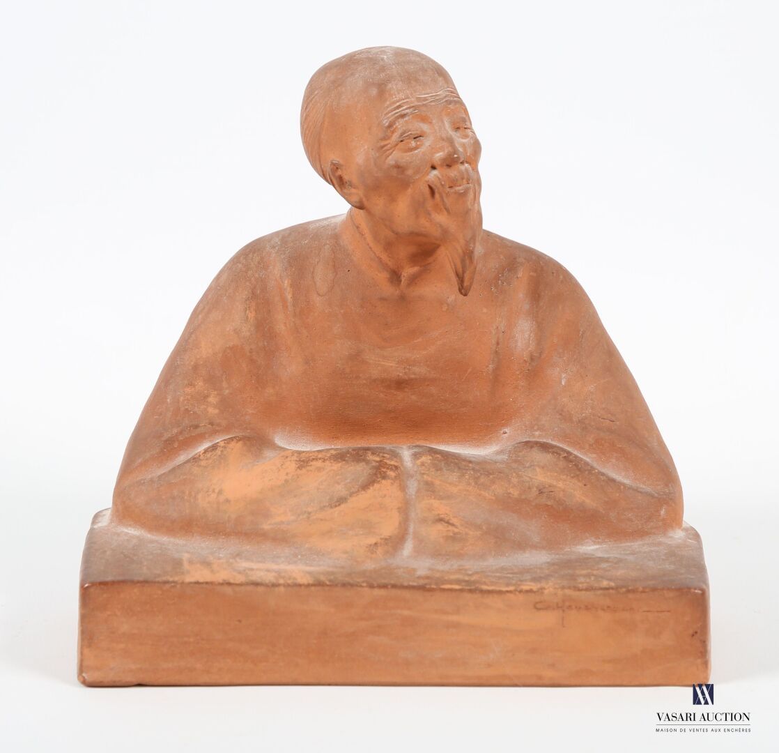 Null HAUCHECORNE Gaston (1880-1945) 
Chinese sage 
Terracotta 
Signed
Height : 1&hellip;
