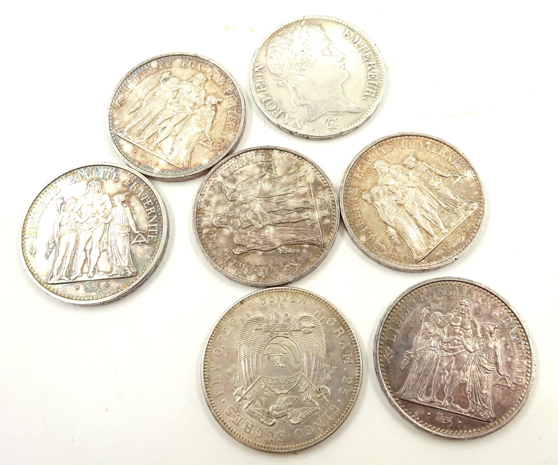 Null Lot of silver coins: 5 francs Napoléon I, 1812 B; 5 x 10 francs Hercules (1&hellip;