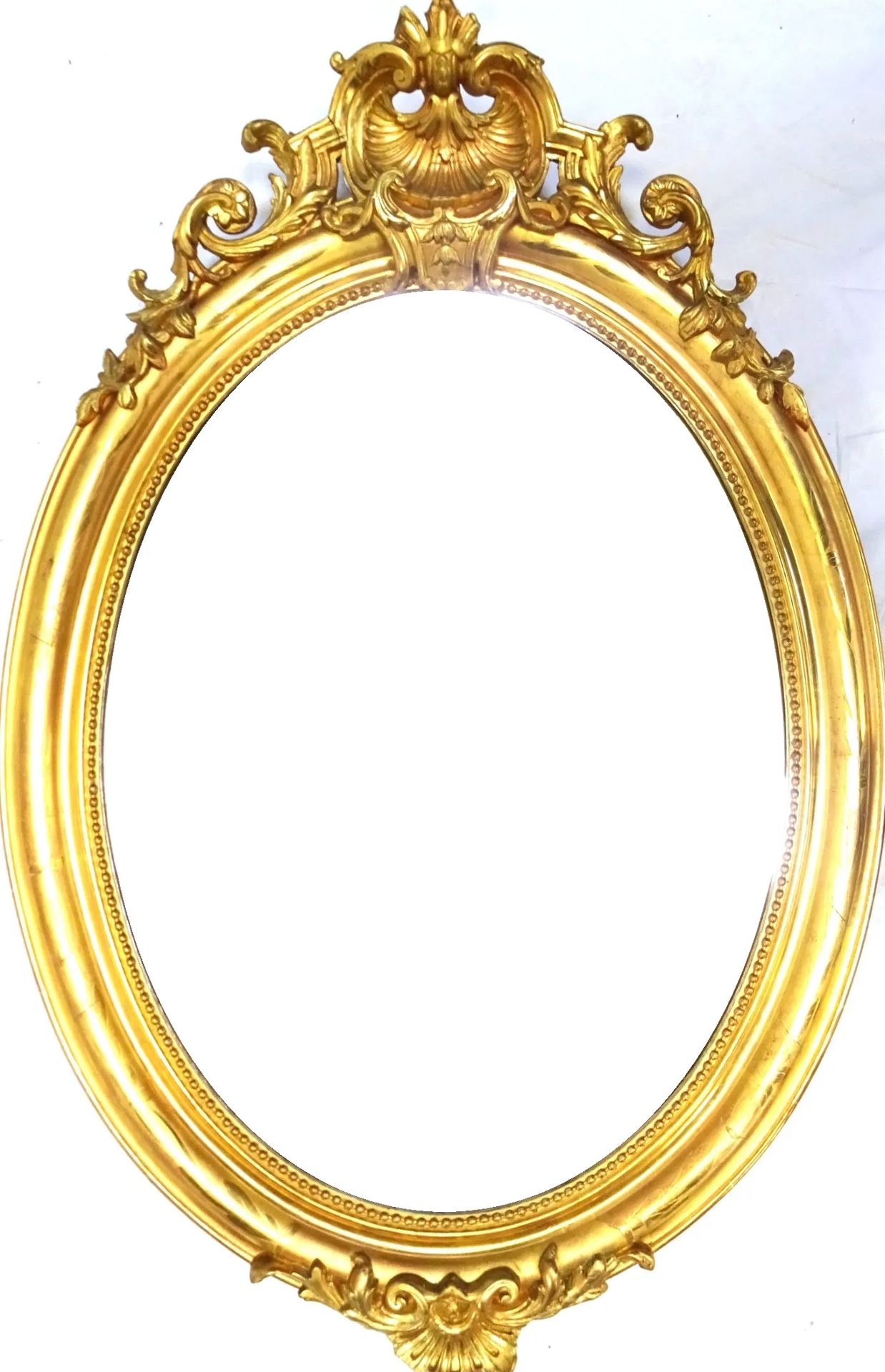 Null Miroir médaillon dans le goût du XVIIIe siècle en bois sculpté, stuqué et d&hellip;