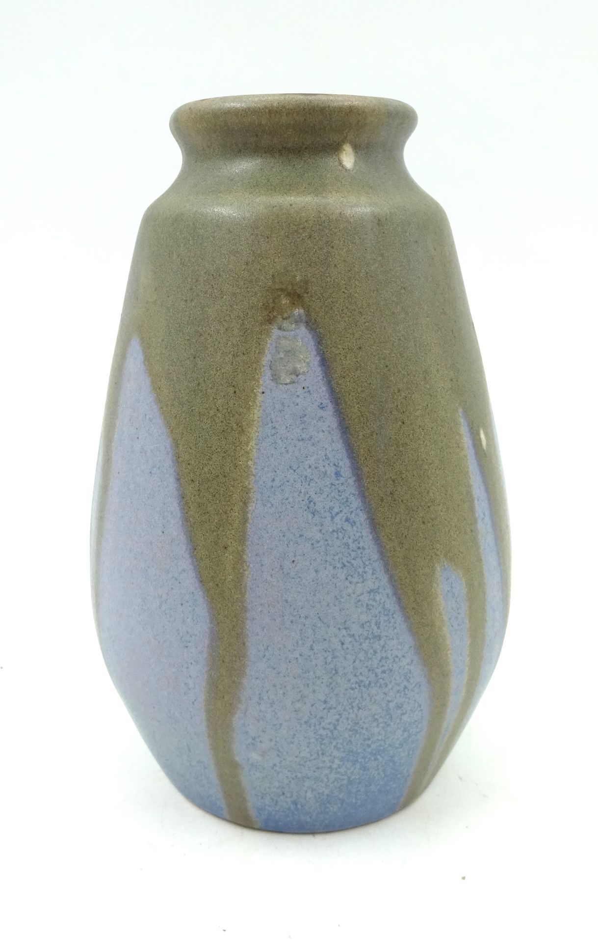 Null Léon POINTU (1879-1942). Vase piriforme en grès à glaçure bleu pastel et co&hellip;