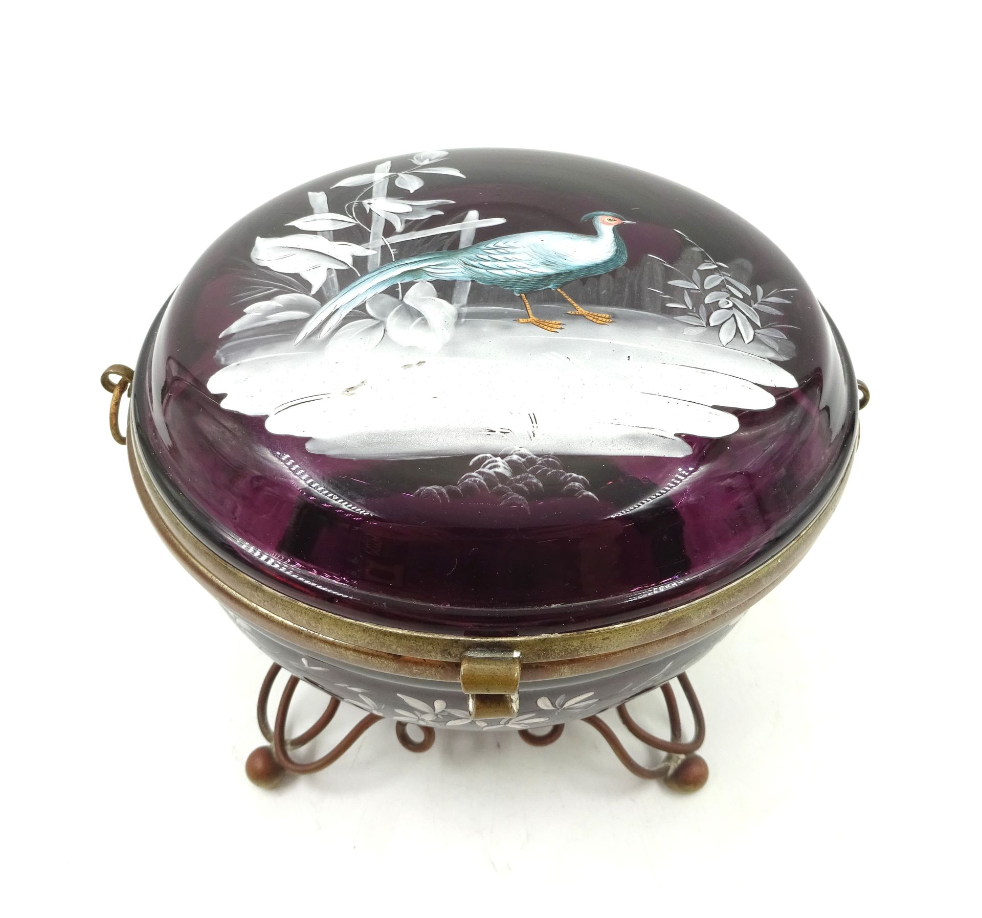 Null Violet glass candy box, the lid with enamel decoration in the Mary Gregory &hellip;