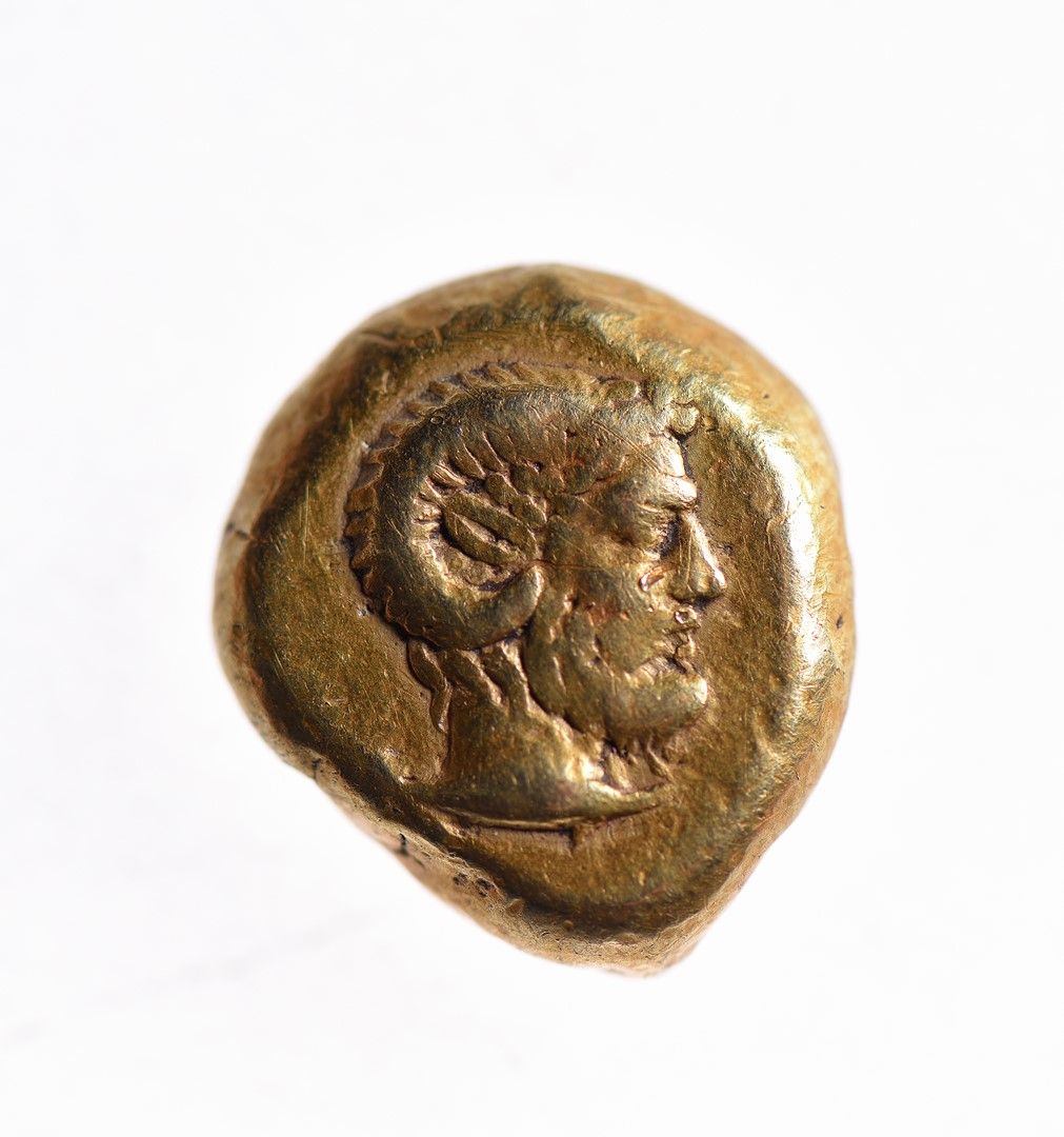 Null MYZIA: Cyzique Statere aus Elektrum (550-500 v. Chr.). 16,02 g. Bärtiger un&hellip;