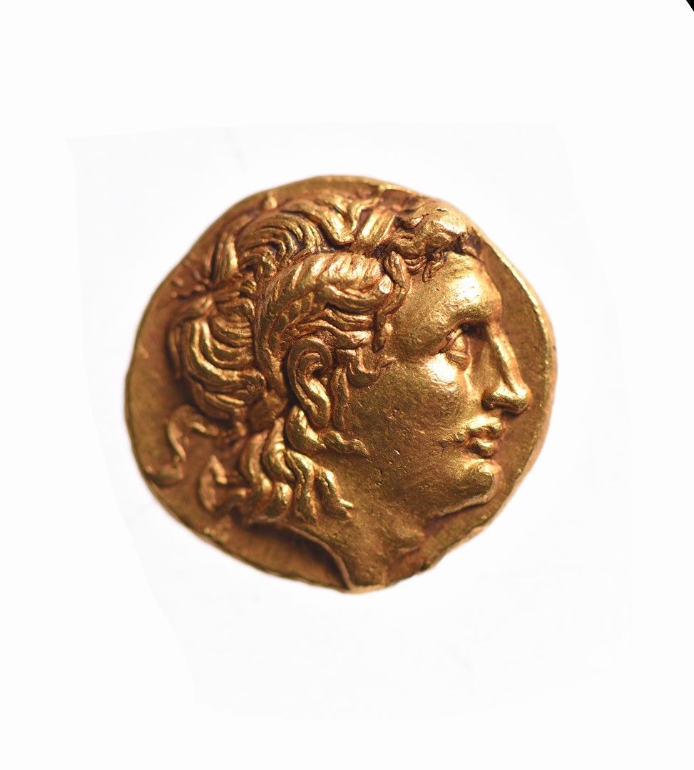 Null 王国：利西马库斯（公元前323-281年）金质雕像。佩拉。8.57克（公元前286-281年）亚历山大大帝头像，有角，有头饰的右，头发波浪形。R/ 雅&hellip;