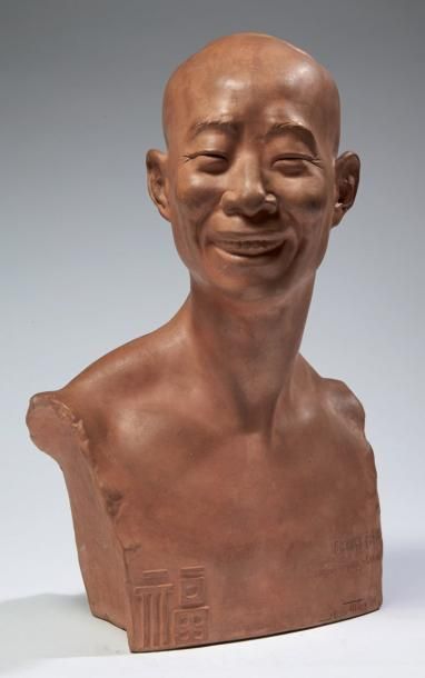MICH Jean (1871-1919) Portrait de Chih-Fan souriant Sculpture en terre cuite pat&hellip;