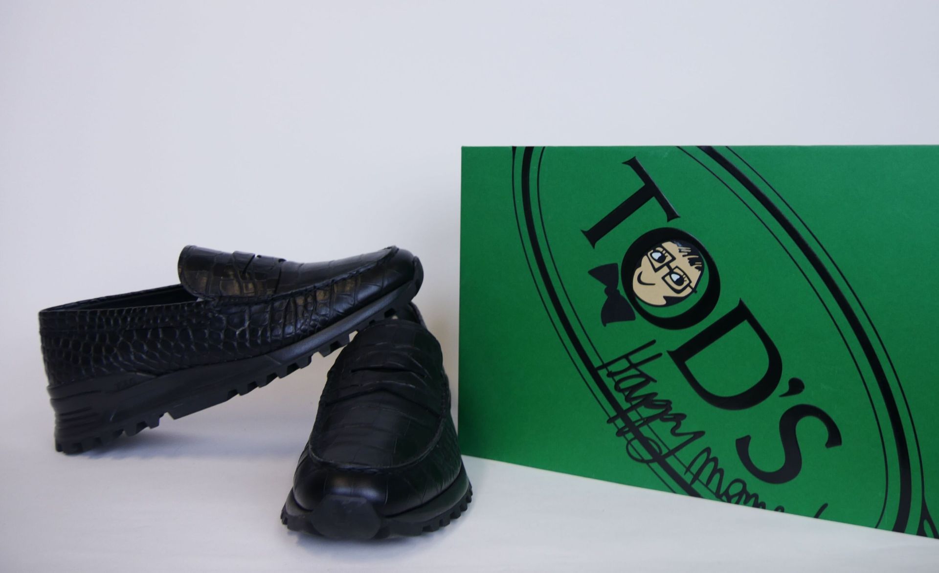 Null TOD'S 意大利制造

一双仿鳄鱼皮的软皮鞋。尺寸9



抽签将于2021年12月20日（星期一）在巴黎第十五届会议上进行，只能通过预约。



&hellip;