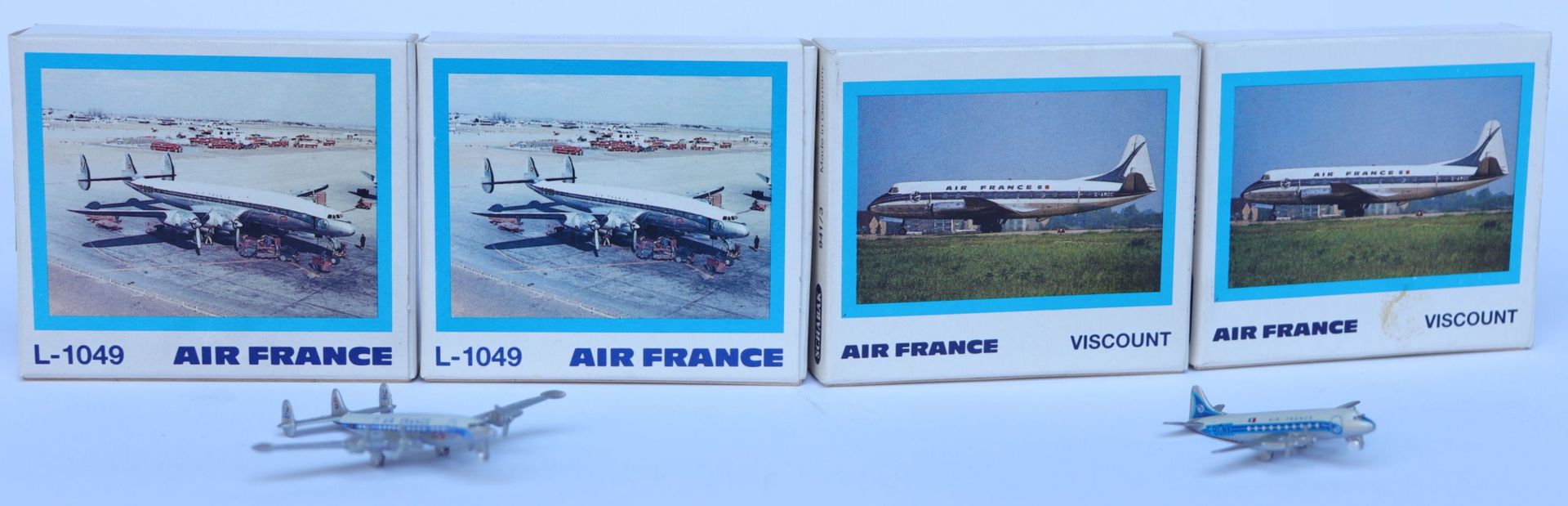 Null SUPER CONSTELLATION and VISCOUNT AIR FRANCE.

2 x 2 models in Die-Cast SHAB&hellip;