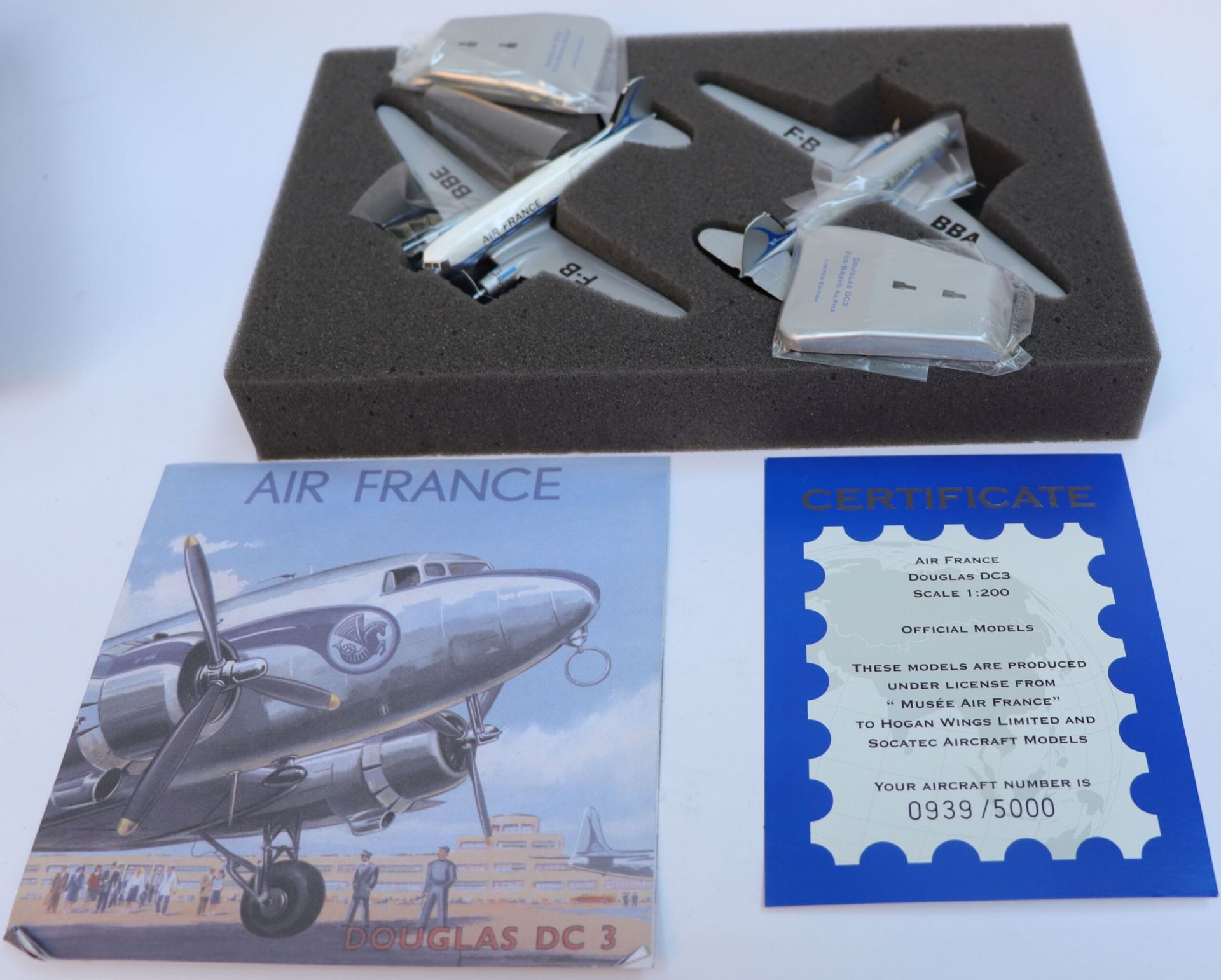 Null DOUGLAS DC-3 AIR FRANCE.

2 Die-Cast models made by Socatec for the Air Fra&hellip;