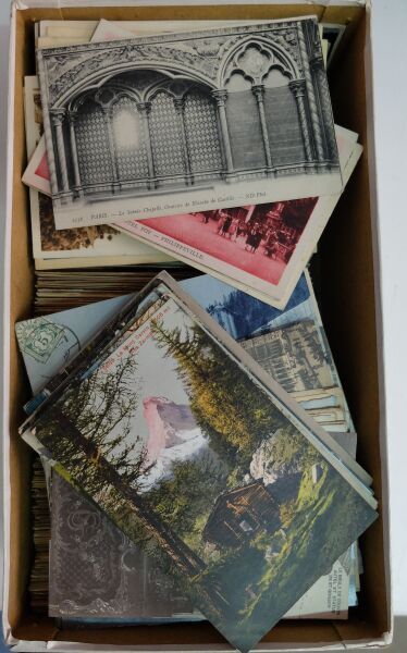 FRAIS JUDICIAIRES - 14,28% TTC Sammlung von ca. 4.770 Postkarten. Cp, Cpsm, Fran&hellip;