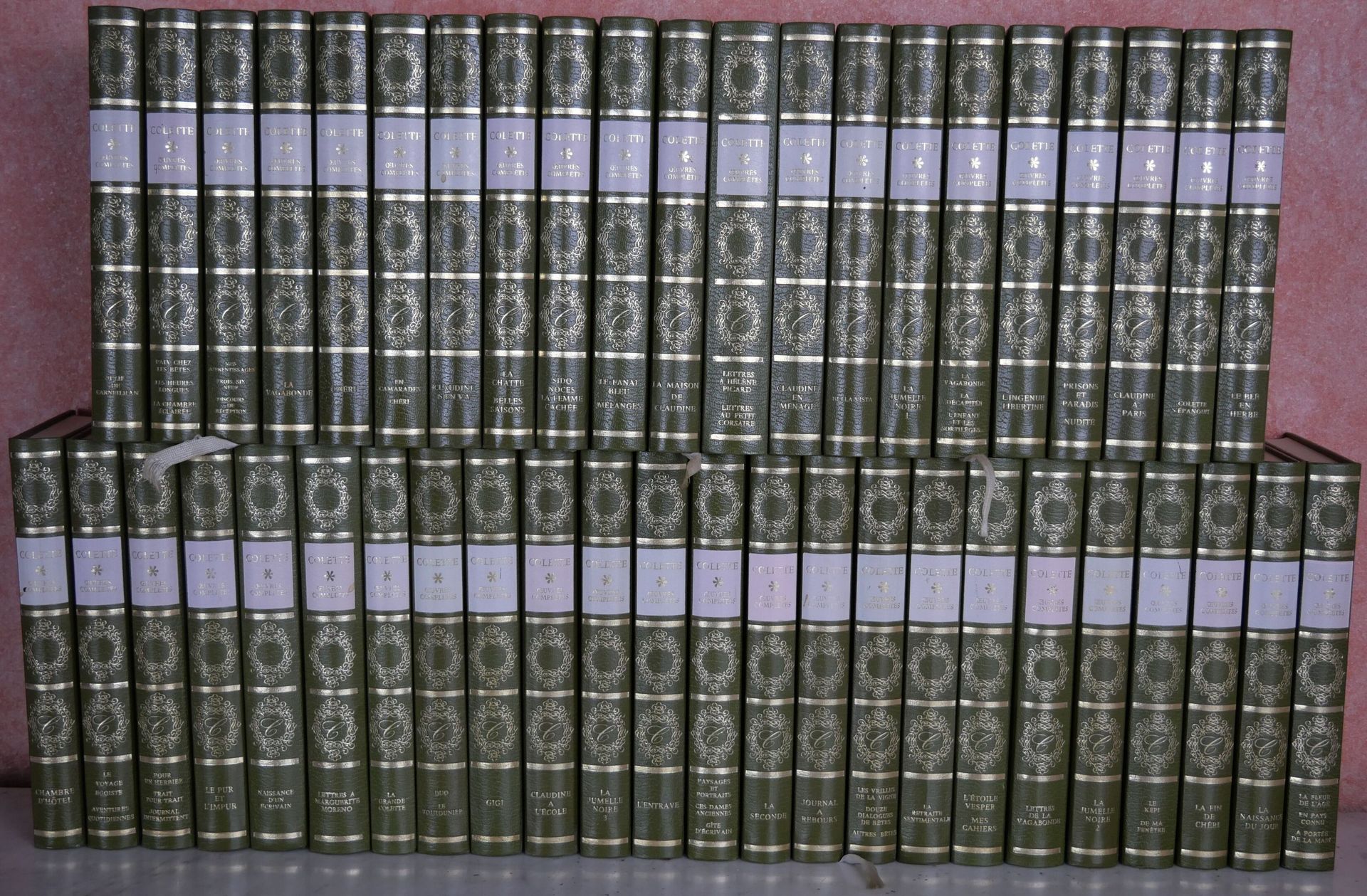Null COLETTE. 

OEuvres complètes. 40 volumes In-12. Reliure éditeur. Genève, Ed&hellip;