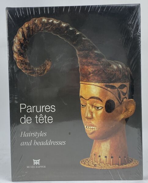 Null [MUSEE DAPPER].

Parures de Tête 2003.

In-folio, rilegato in tela nera e c&hellip;