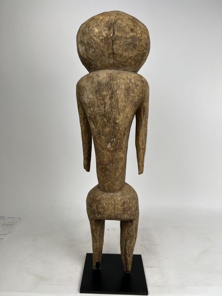 Null TOGO - Peuple MOBA



Statue d'ancêtre, 

Bois,

Patine claire,

Sans visag&hellip;