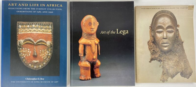 Null [ZAIRE].一套3卷。

非洲的艺术与生活--罗伊-克里斯托弗-D.- 选自斯坦利收藏，1985年和1992年的展览，爱荷华大学艺术博物馆，4开本&hellip;