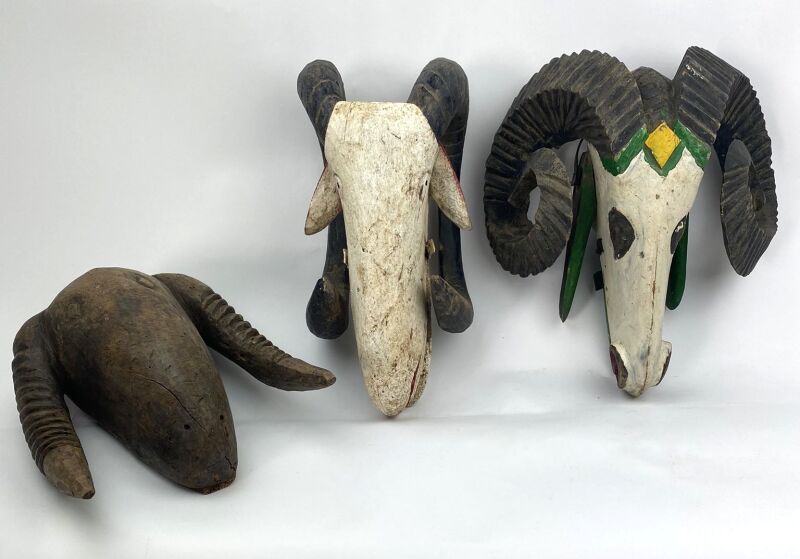 Null Pueblo MALI - BOZO



Tres cabezas de marioneta que representan carneros, p&hellip;