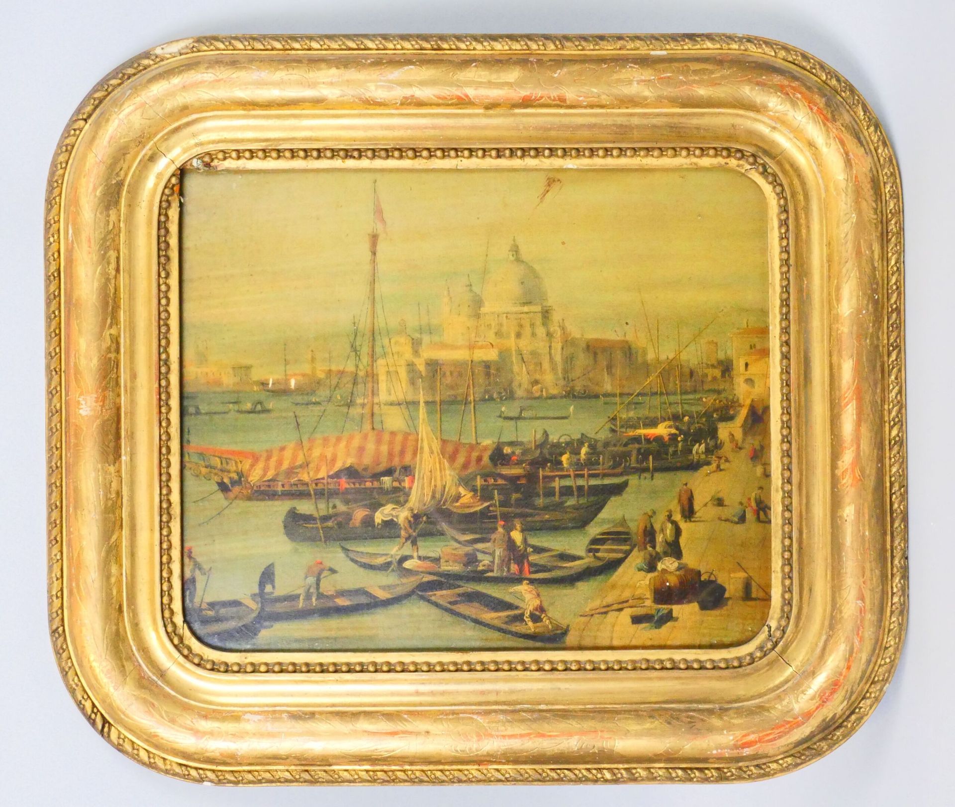 Null 19世纪末的意大利学校 
大运河上的礼炮和威尼斯的总督府 
两张纸上的复制品粘贴在面板上。 
尺寸：24 x 29厘米（视线）。 
尺寸：39 x 4&hellip;