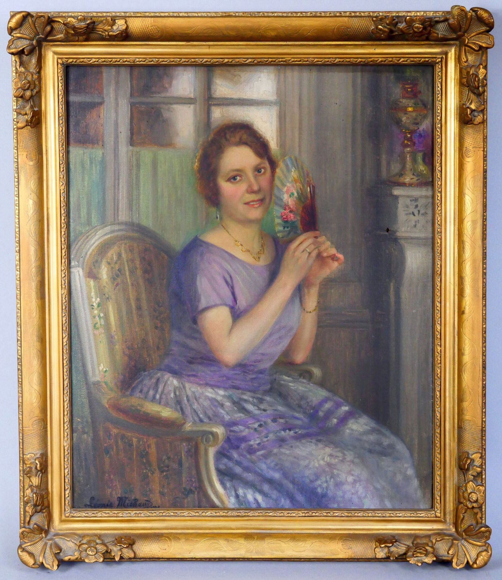 Null 莱奥尼-米修 (1873- ) 
拿着扇子的年轻女子。Yvonne Maréchaux夫人的肖像。 
布面油画，左下方有签名和日期 "1926"。 
&hellip;