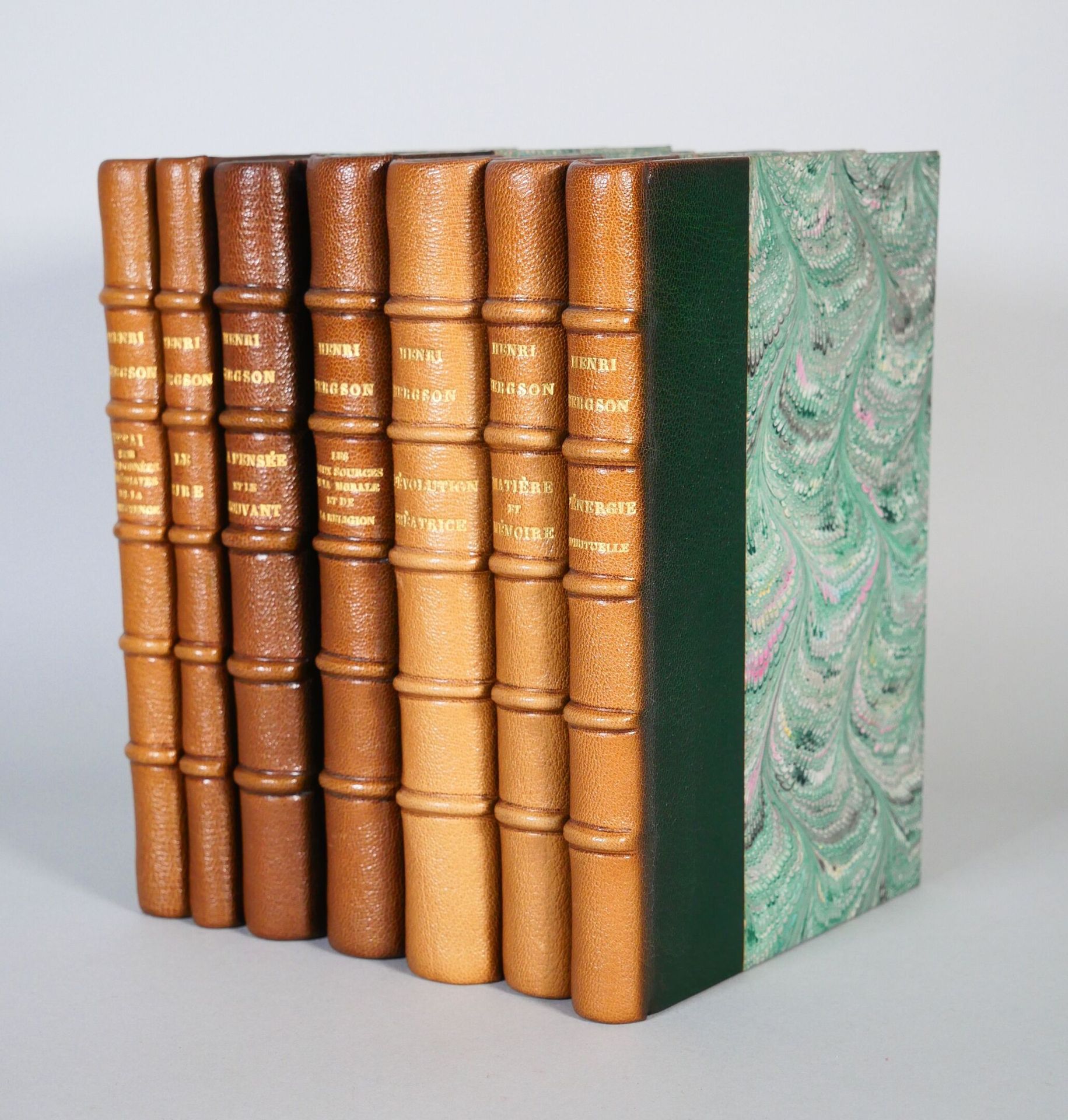 Null BERGSON Henri. Serie di 7 volumi.
L'Energie Spirtuelle-Essais et Conférence&hellip;