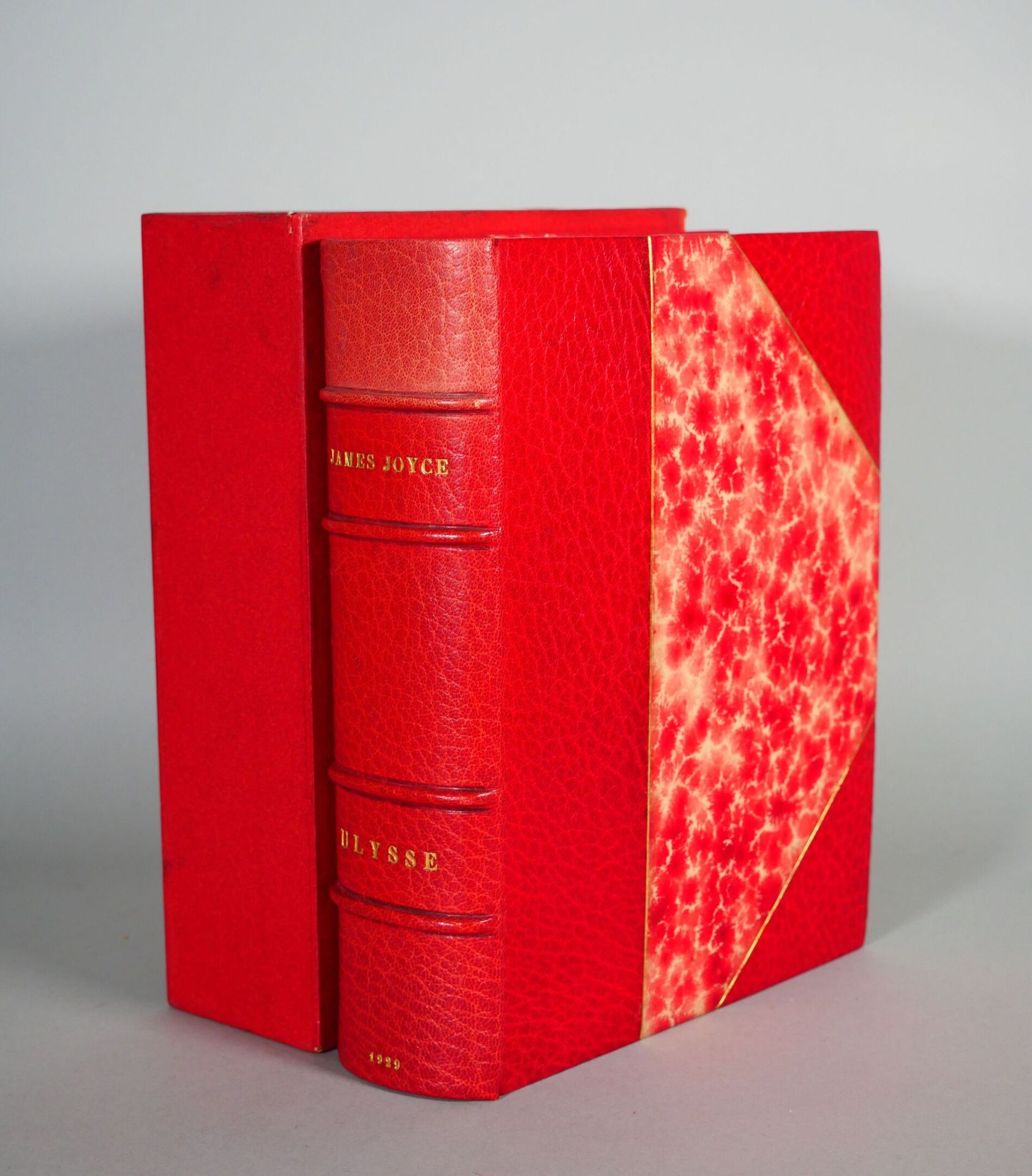 Null JOYCE James.
Ulysse》，由M.Auguste Morel在M.Stuart Gilbert的协助下从英语翻译过来，译文由M.Vale&hellip;