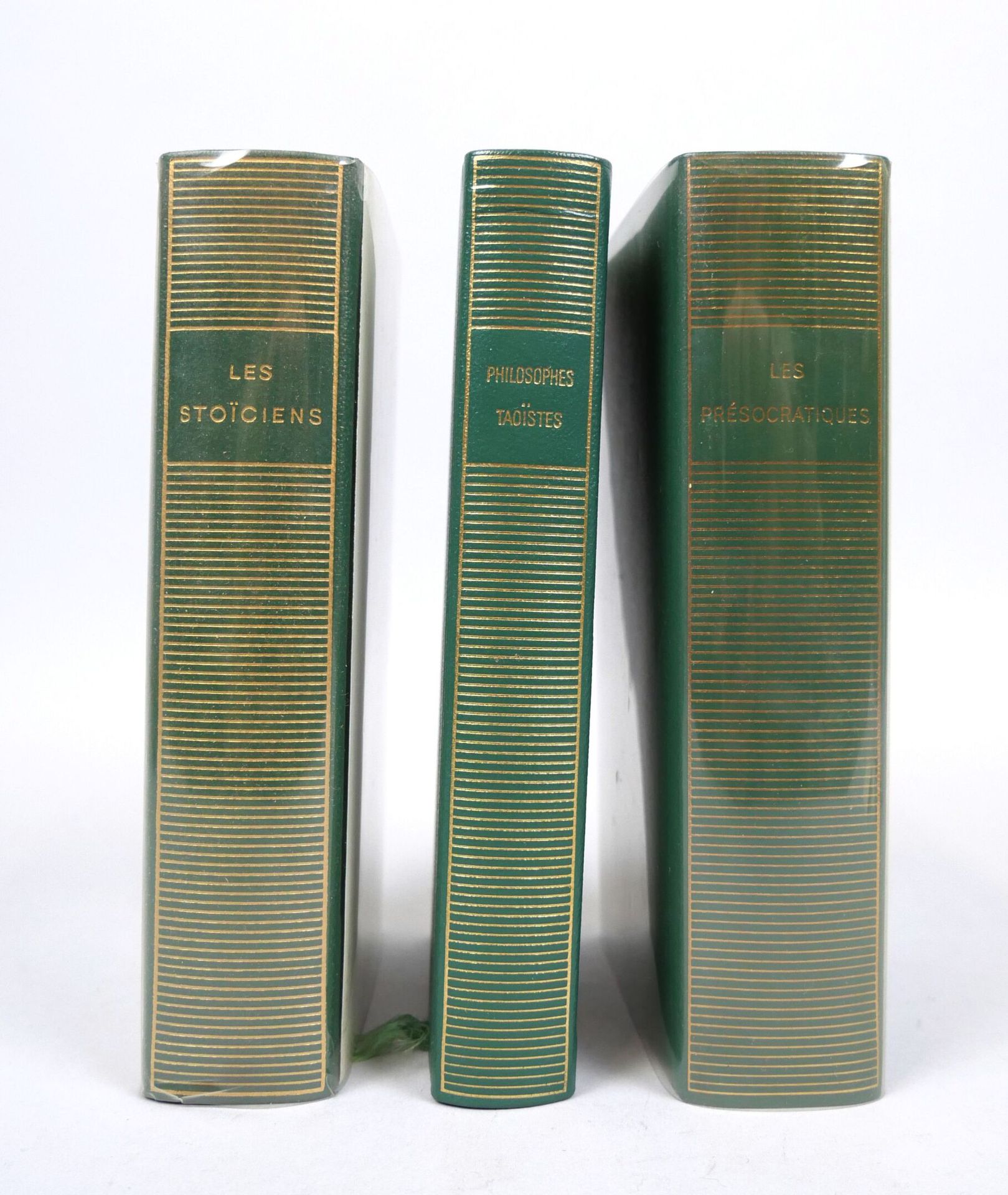 Null BIBLIOTHEQUE DE LA PLEIADE. Ensemble de 3 Volumes. 
Philosophie : 
Les Stoï&hellip;