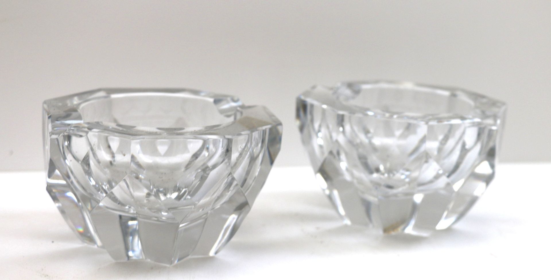 Null BACCARAT Pair of ashtrays