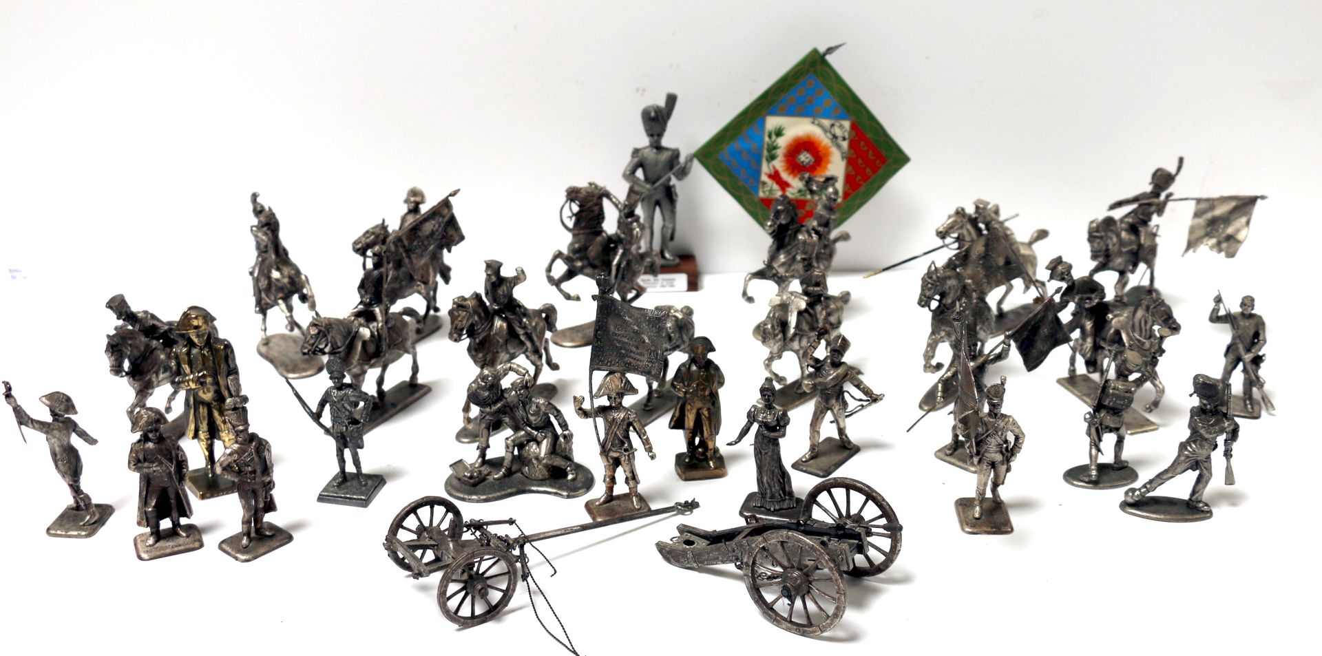 Null Lot of soldiers and horses, in pewter (about thirty)