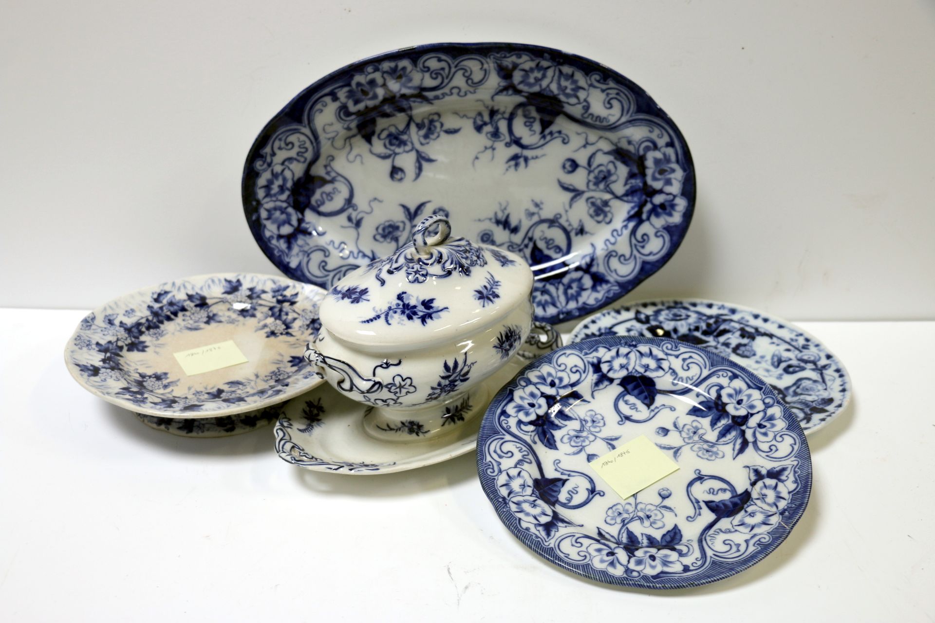 Null CREIL et MONTEREAU/Leboeuf et Milliet et Cie (1840-1876) : set of 2 plates,&hellip;