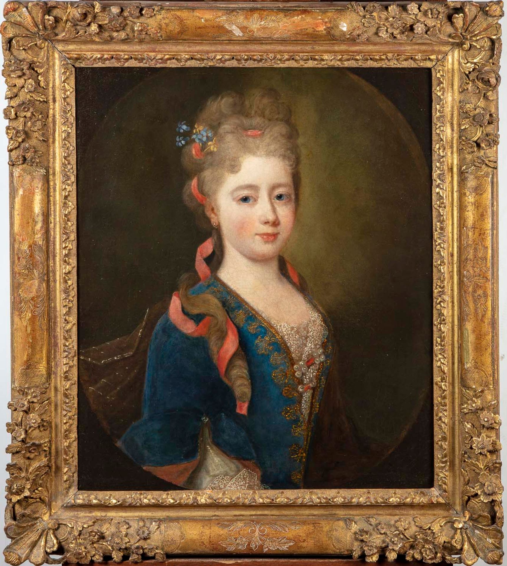 ECOLE FRANCAISE XVIIIè 18世纪法国学校

蒙特斯潘夫人的侍从夫人奥耶尔夫人的画像

布面油画，有内衬

66 x 55厘米

修缮
