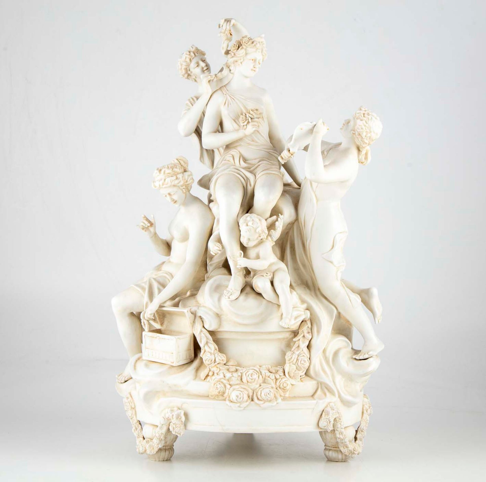LOUIS SIMON BOIZOT 仿照路易-西蒙-博伊佐特（1743-1809）的作品

维纳斯的厕所

瓷器饼干组

台阶下的E&A MÜLLER制造标志&hellip;