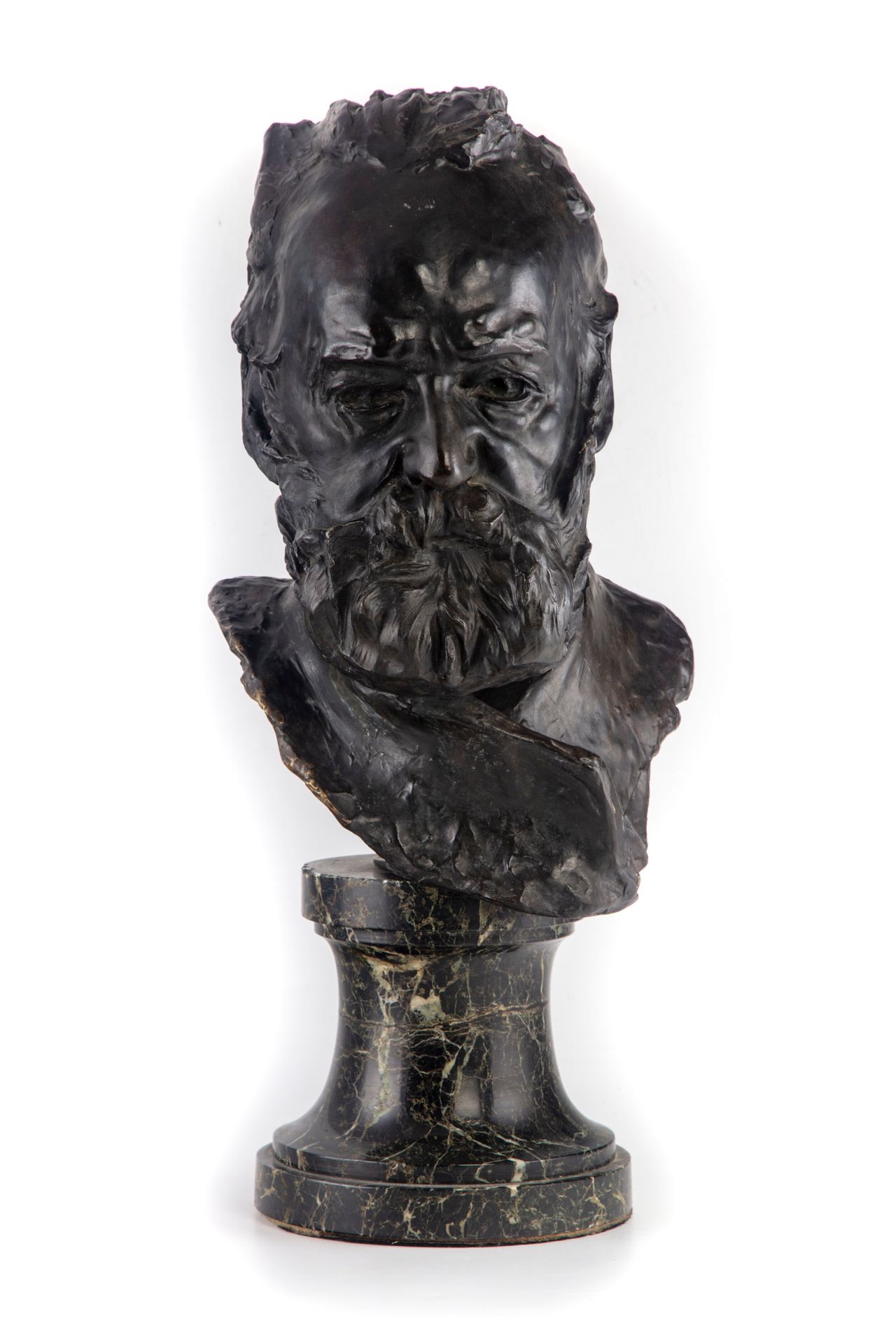 Rodin 罗丹之后的现代学校

维克多-雨果的半身像。

背面有天启式签名的铜器，右肩

大理石基座

通过在青铜器上覆模得到的证明（复制品

旧铸铁

高度&hellip;
