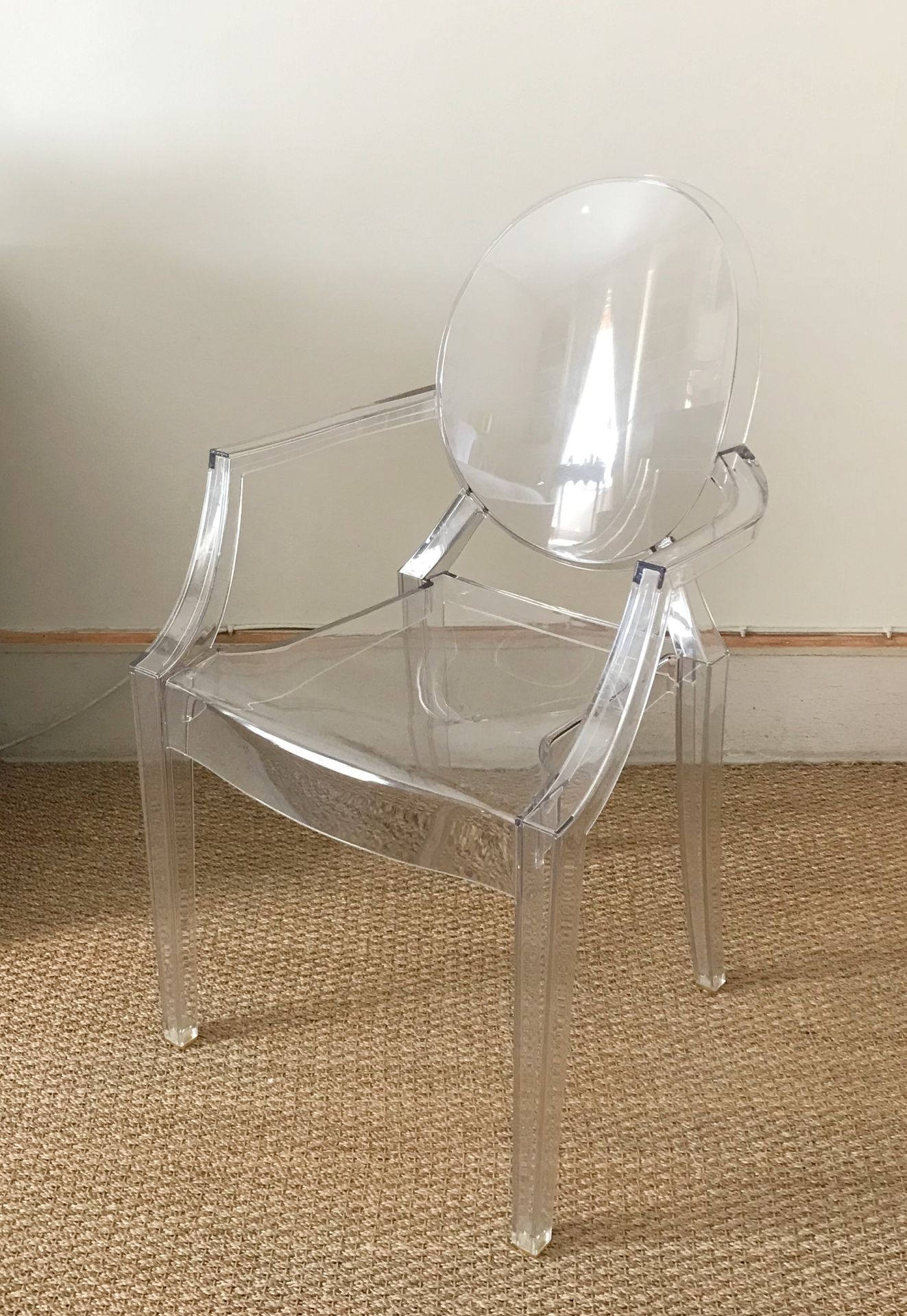 Philippe STARCK Philippe STARCK - Kartell

透明聚碳酸酯的Louis Ghost扶手椅