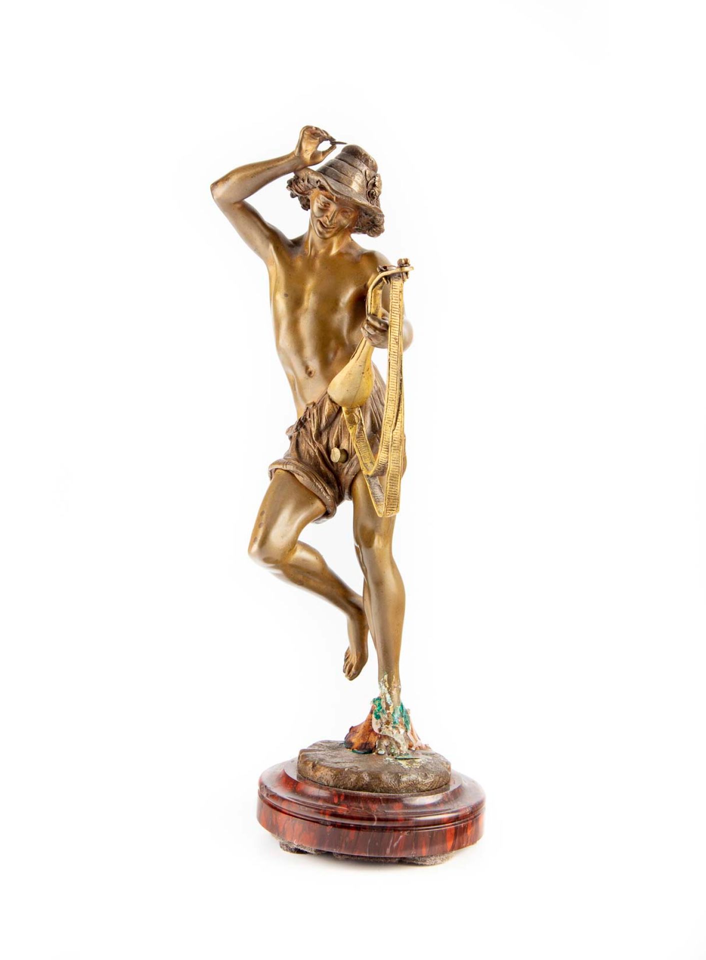 CARRIER-BELLEUSE 阿尔伯特-欧内斯特-卡里尔-贝卢斯(1824-1887)

带曼陀林的那不勒斯舞者，青铜，带褐色铜锈

青铜器，平台上有 "A&hellip;