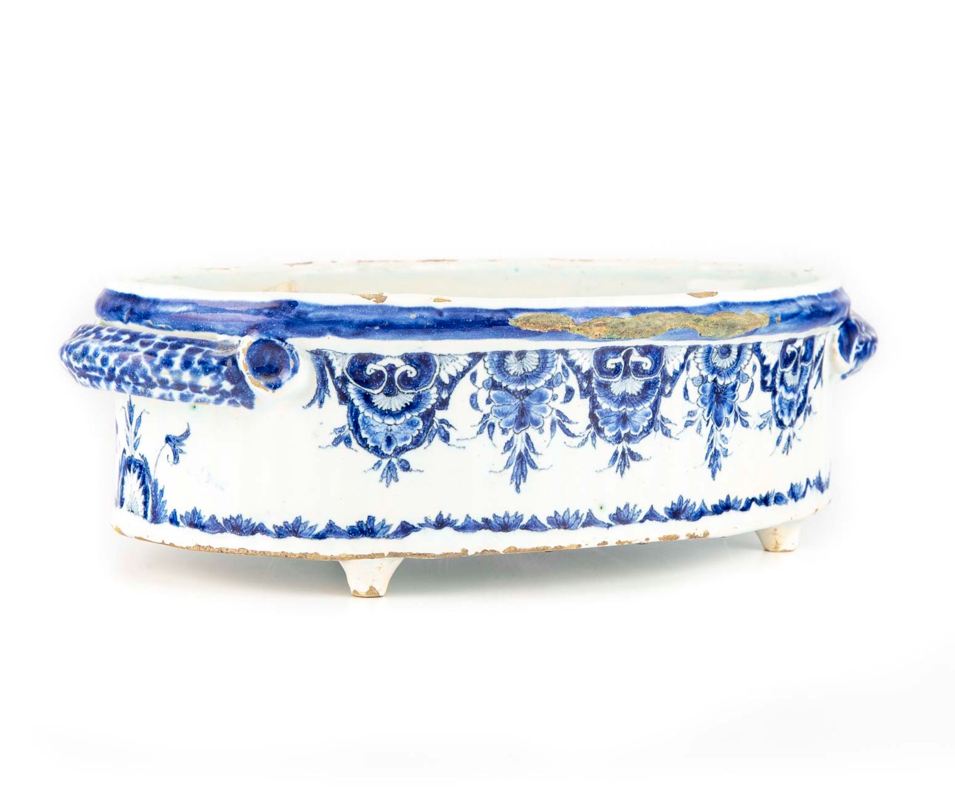 ROUEN ROUEN的制造

蓝白相间的釉面陶器花盆

18世纪

事故