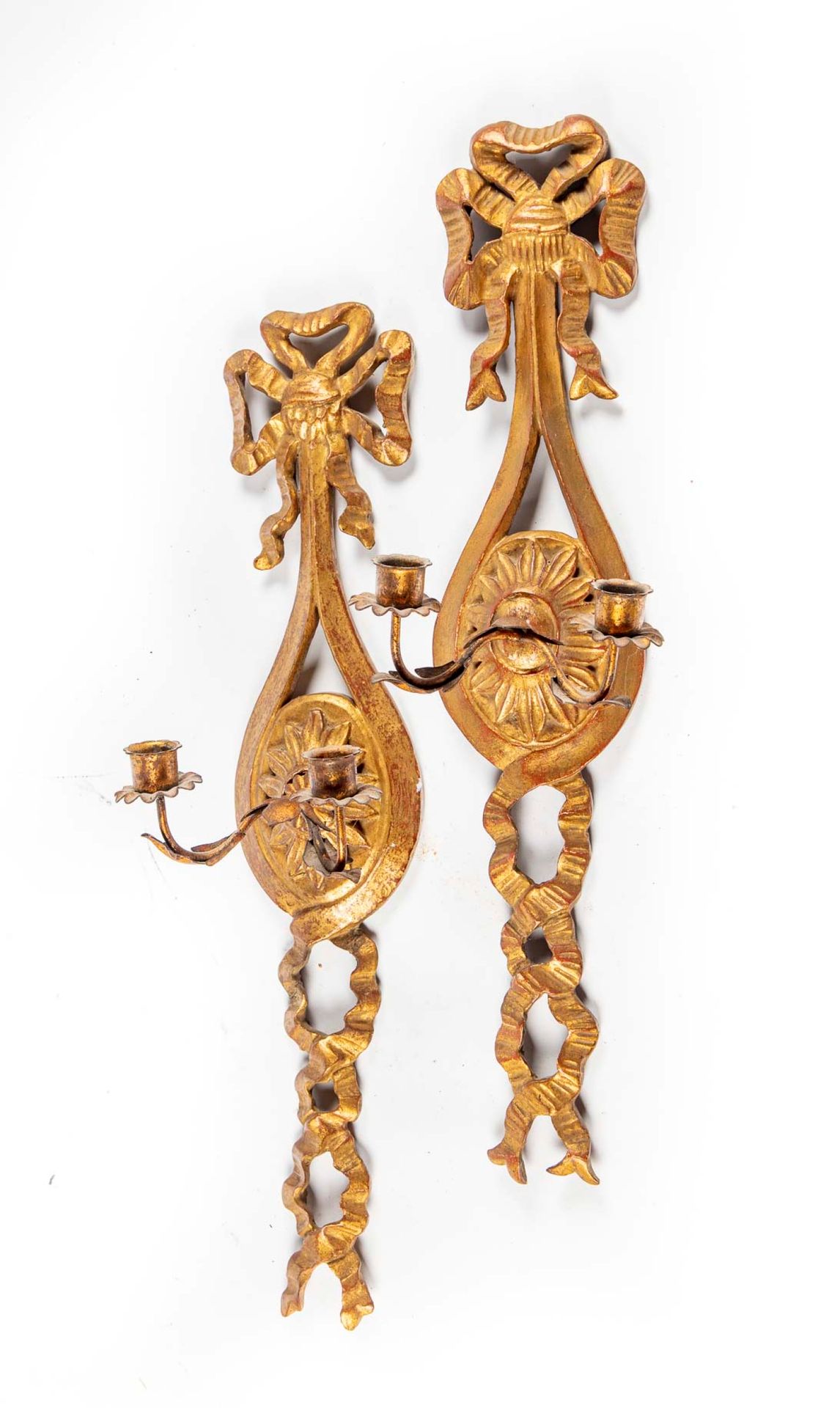 Null Pair of gilt brass and wood sconces with two lights and ribbon bow

19th ce&hellip;