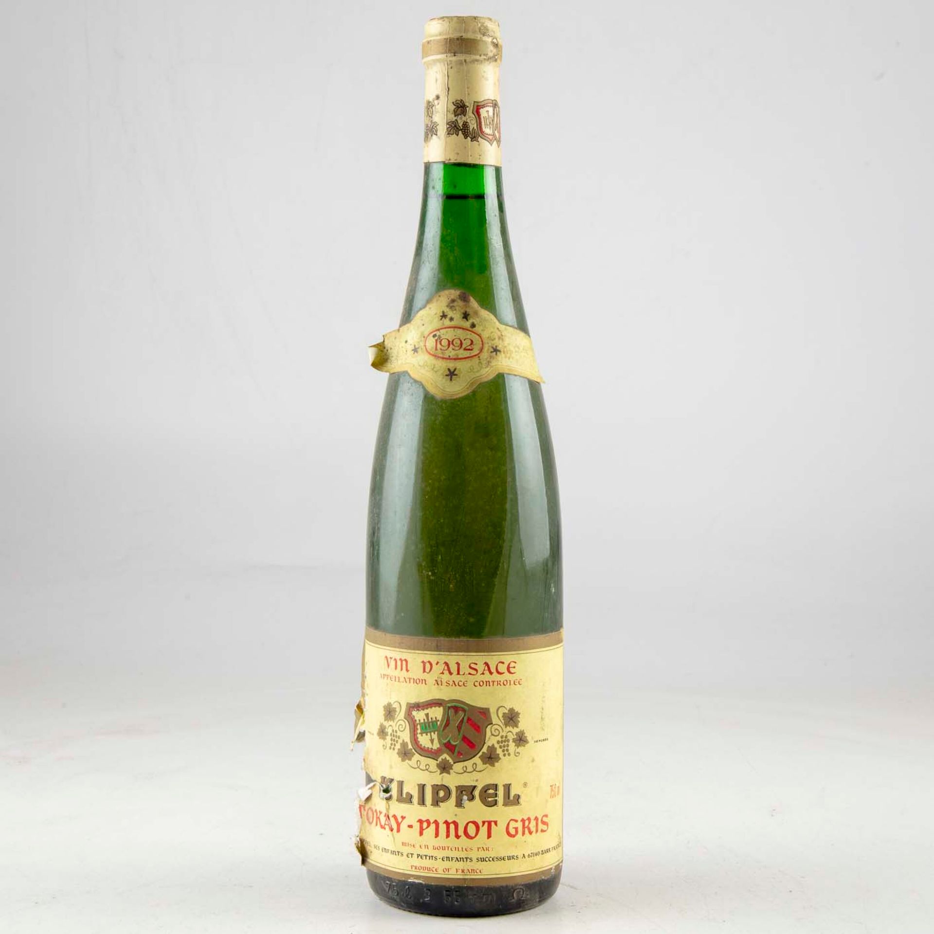 Null 1 bouteille ALSACE 1992 Tokay-Pinot Gris Klipfel

Niveau bon 

Etiquette dé&hellip;