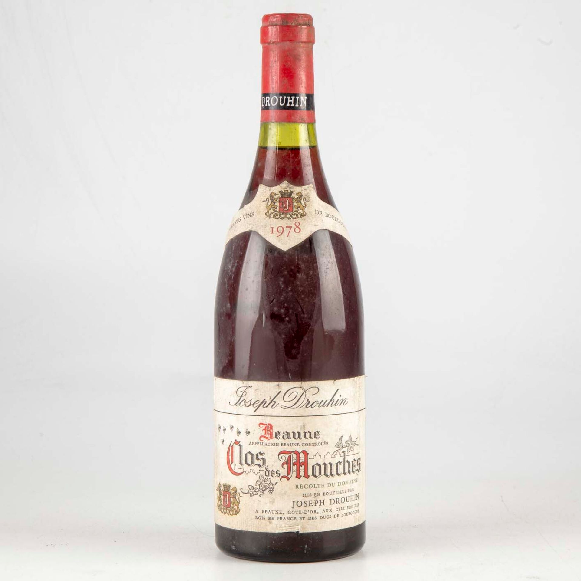 Null 1 bouteille CLOS DES MOUCHES 1978 Beaune Domaine Joseph Drouhin

Niveau Bon&hellip;