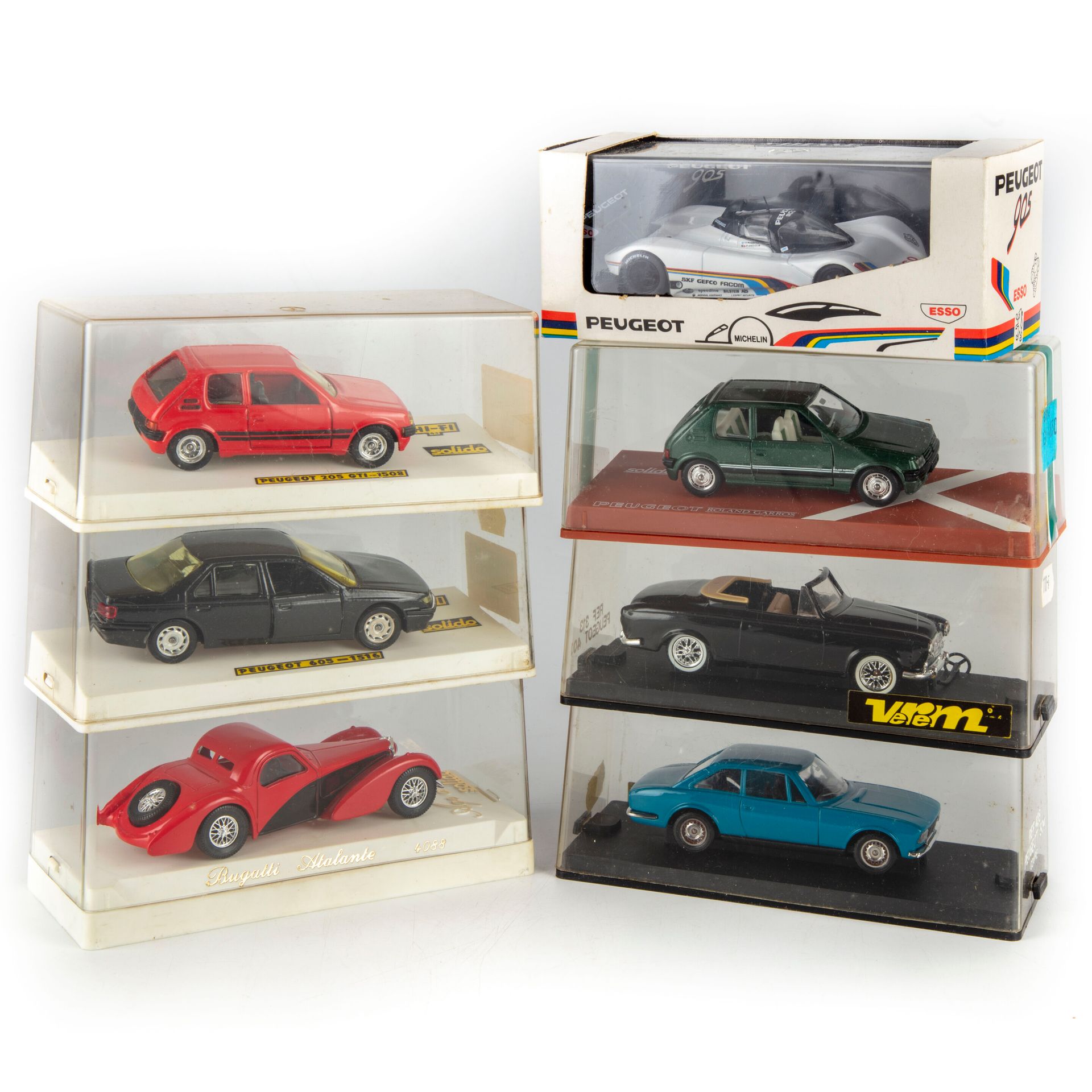 SOLIDO SOLIDO ,VEREM, VITESSE 1/43

Lot de 7 véhicules en BO dont une Bugatti At&hellip;