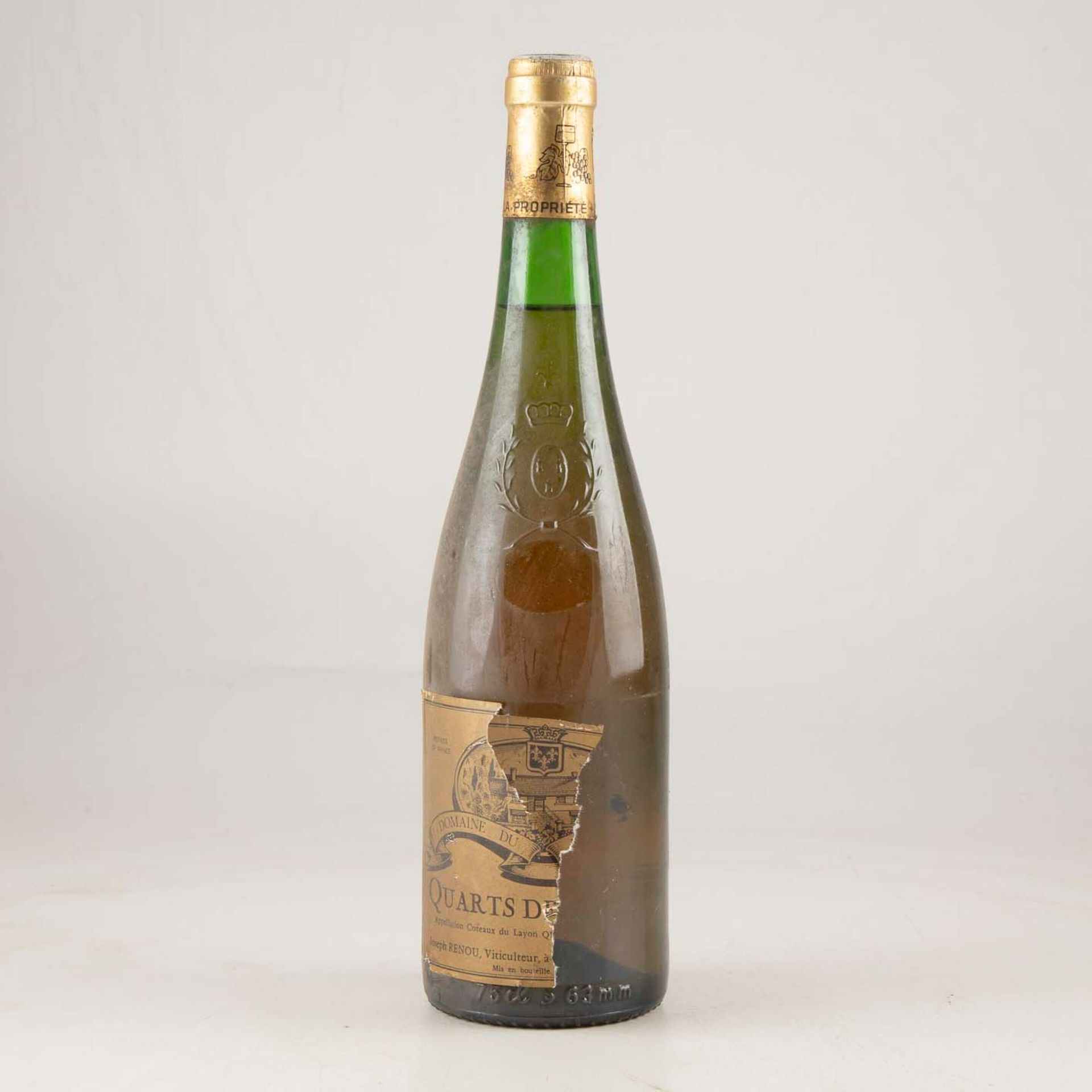 Null 1 bouteille QUARTS DE CHAUME 1984 Joseph Renou

Niveau léger bas 

Etiquett&hellip;