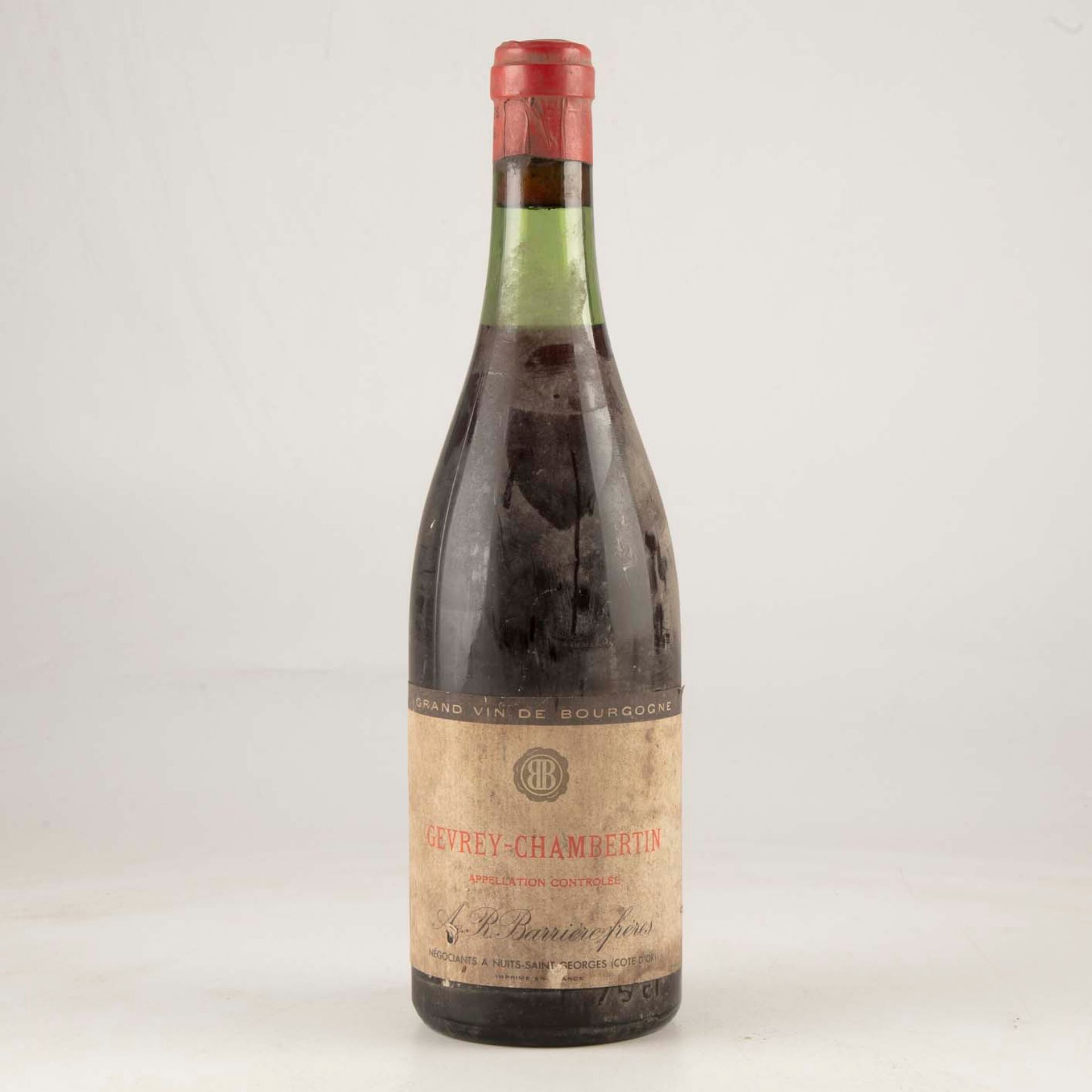 Null 1 bouteille GEVREY-CHAMBERTIN 1955 ? Barrière frères

Niveau léger bas à ha&hellip;