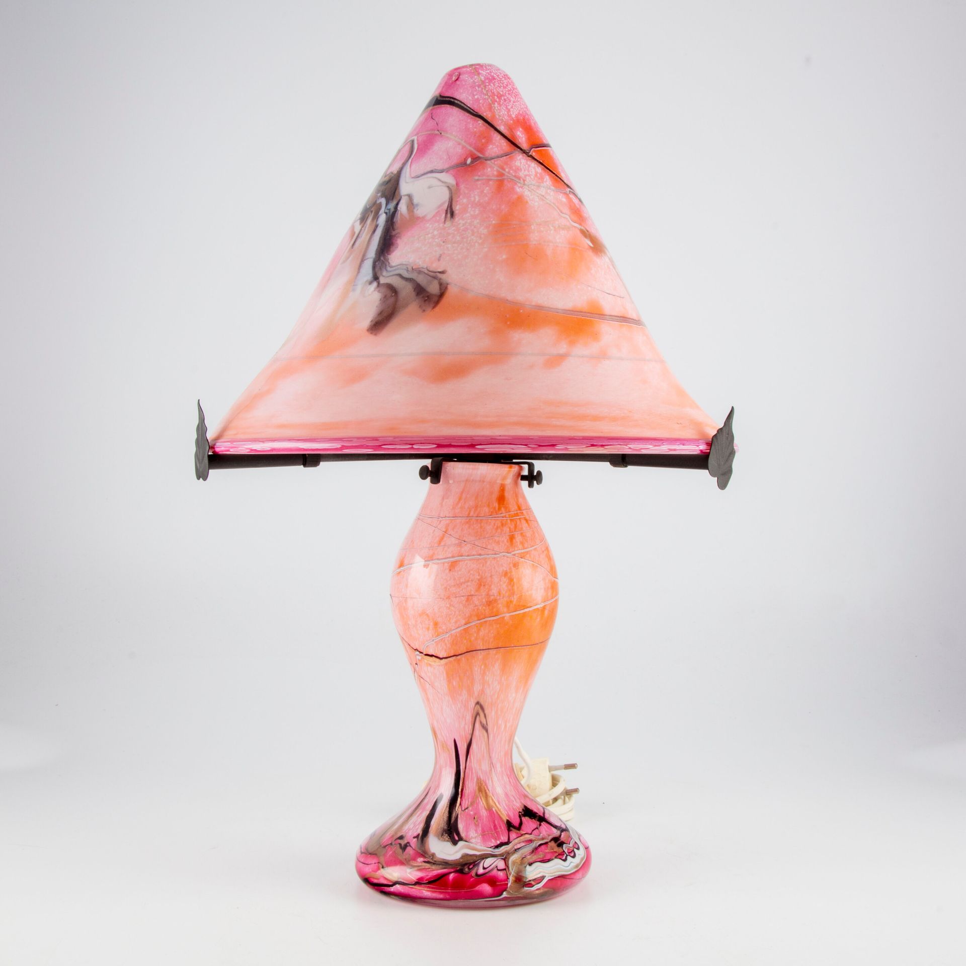 LUZORO Michèle LUZORO (née en 1949)

Lampe champignon "Groseille" en verre marmo&hellip;