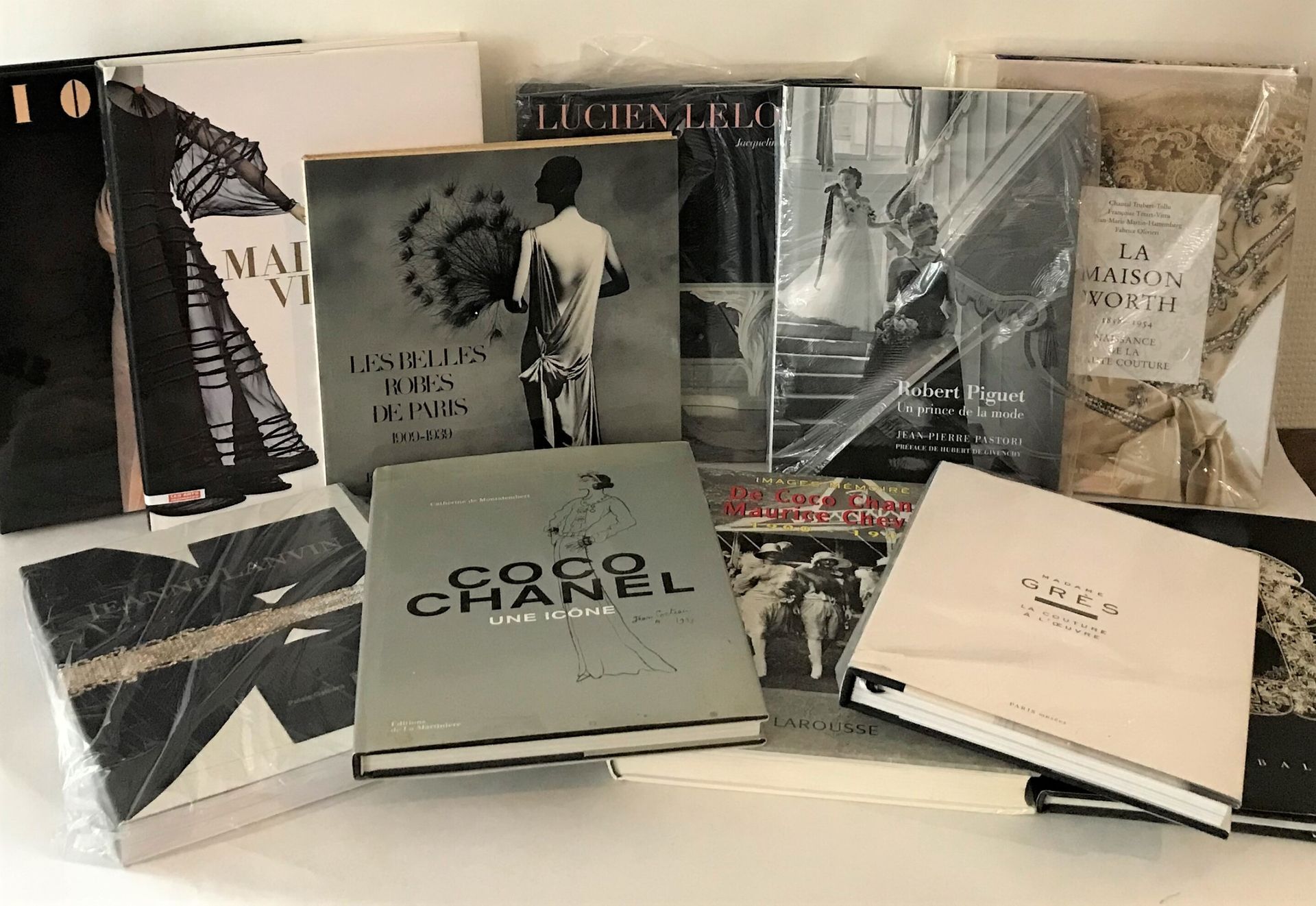 Null Ensemble de 12 ouvrages sur la Mode

Coco Chanel, une icône - Catherine de &hellip;