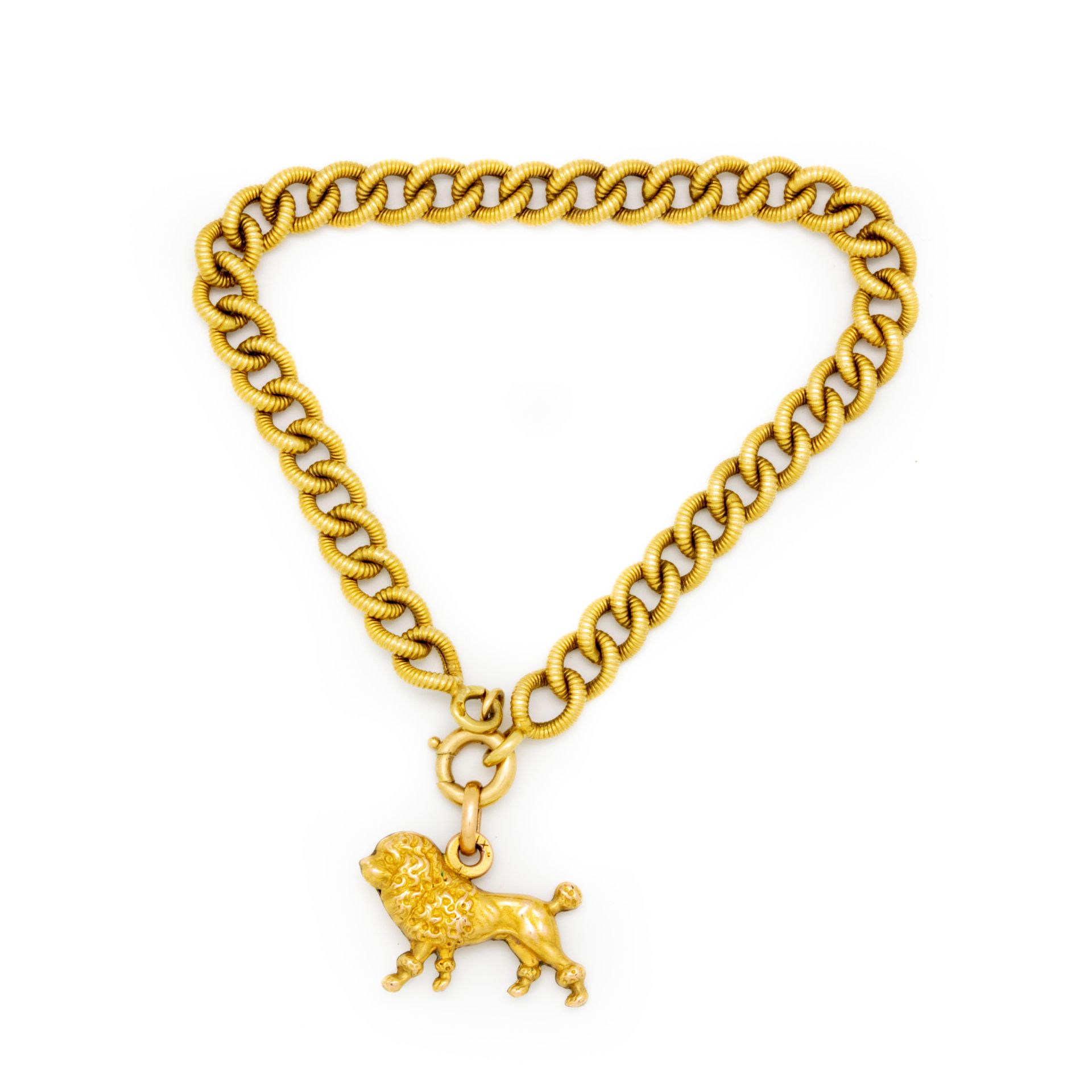 Null Petit bracelet d'enfant en or jaune agrémenté d'un pendentif lion en or jau&hellip;