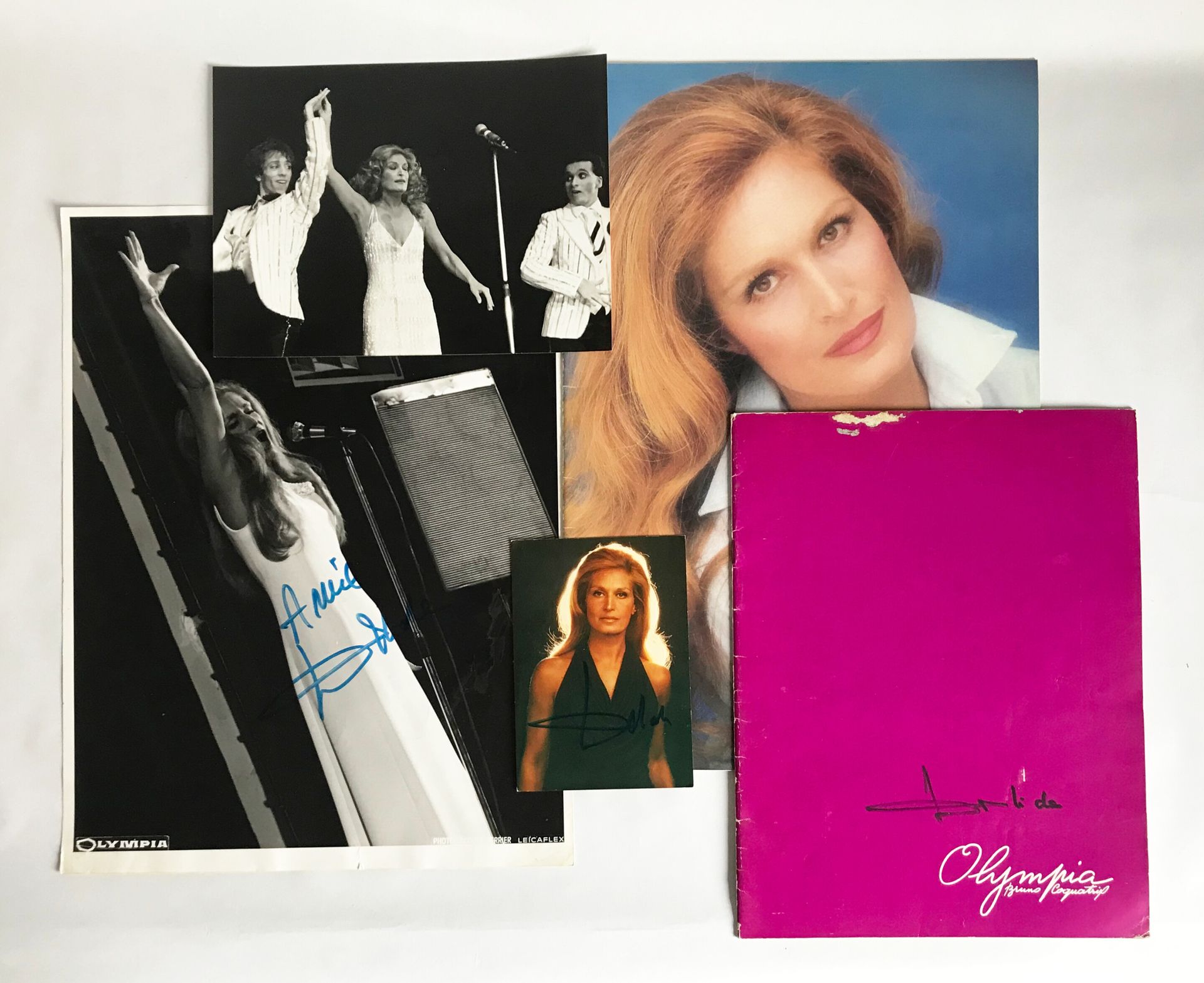 DALIDA DALIDA

Ensemble de catalogues de spectacle - cartes postales et photogra&hellip;