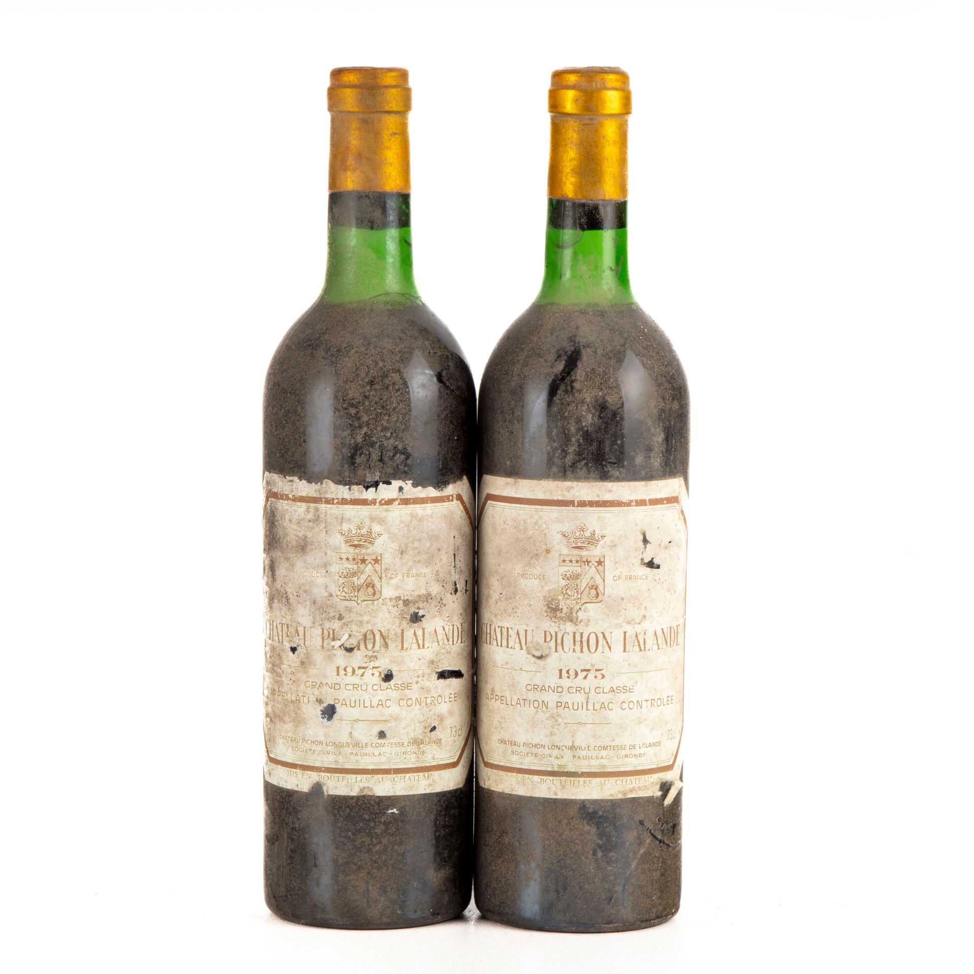 Null "2 bottles Château Pichon Comtesse de Lalande 1975 2nd GC Pauillac

(N. Lb,&hellip;