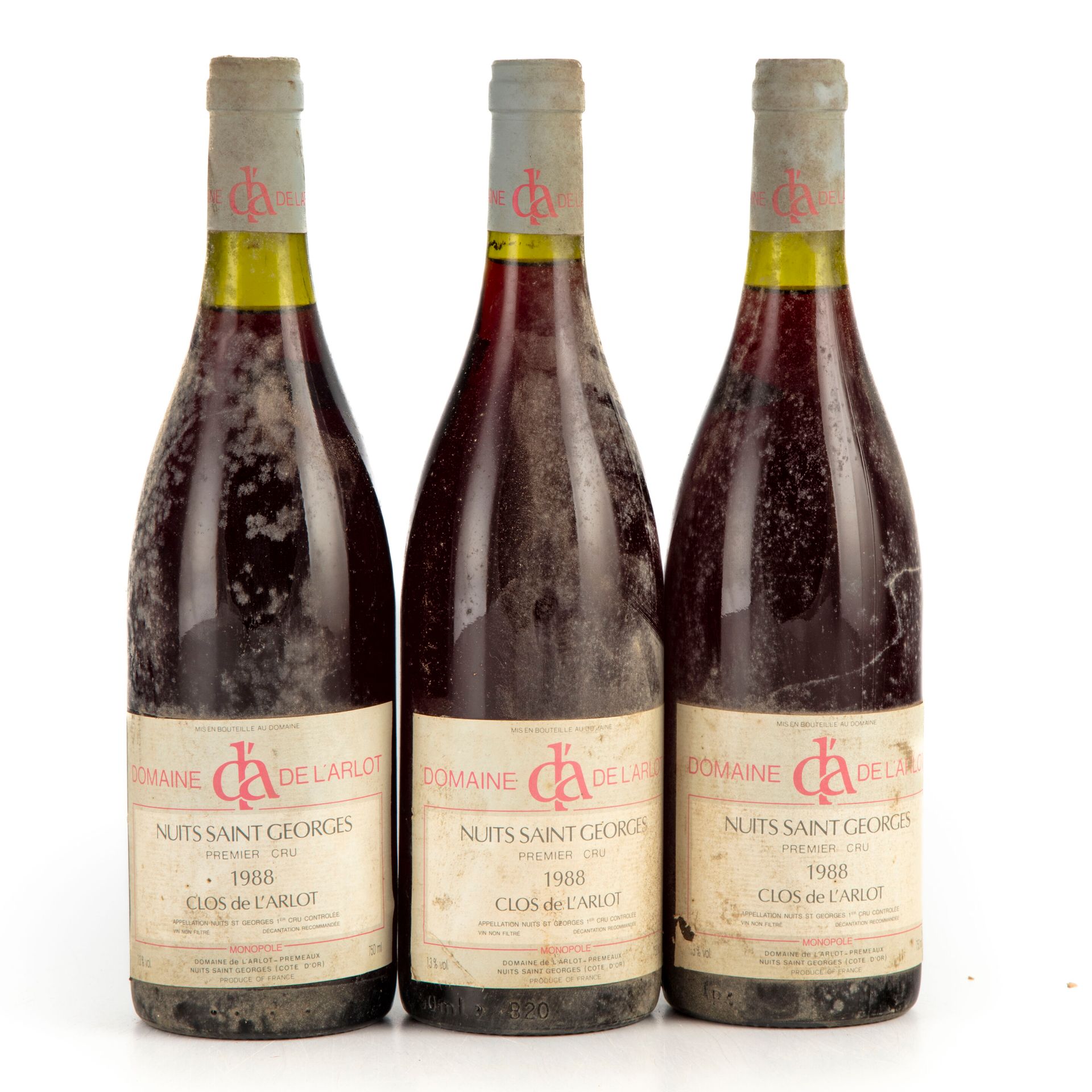 Null "3 bottles Nuits saint Georges 1988 1er Cru Domaine de l'Arlot

N. 1 betwee&hellip;