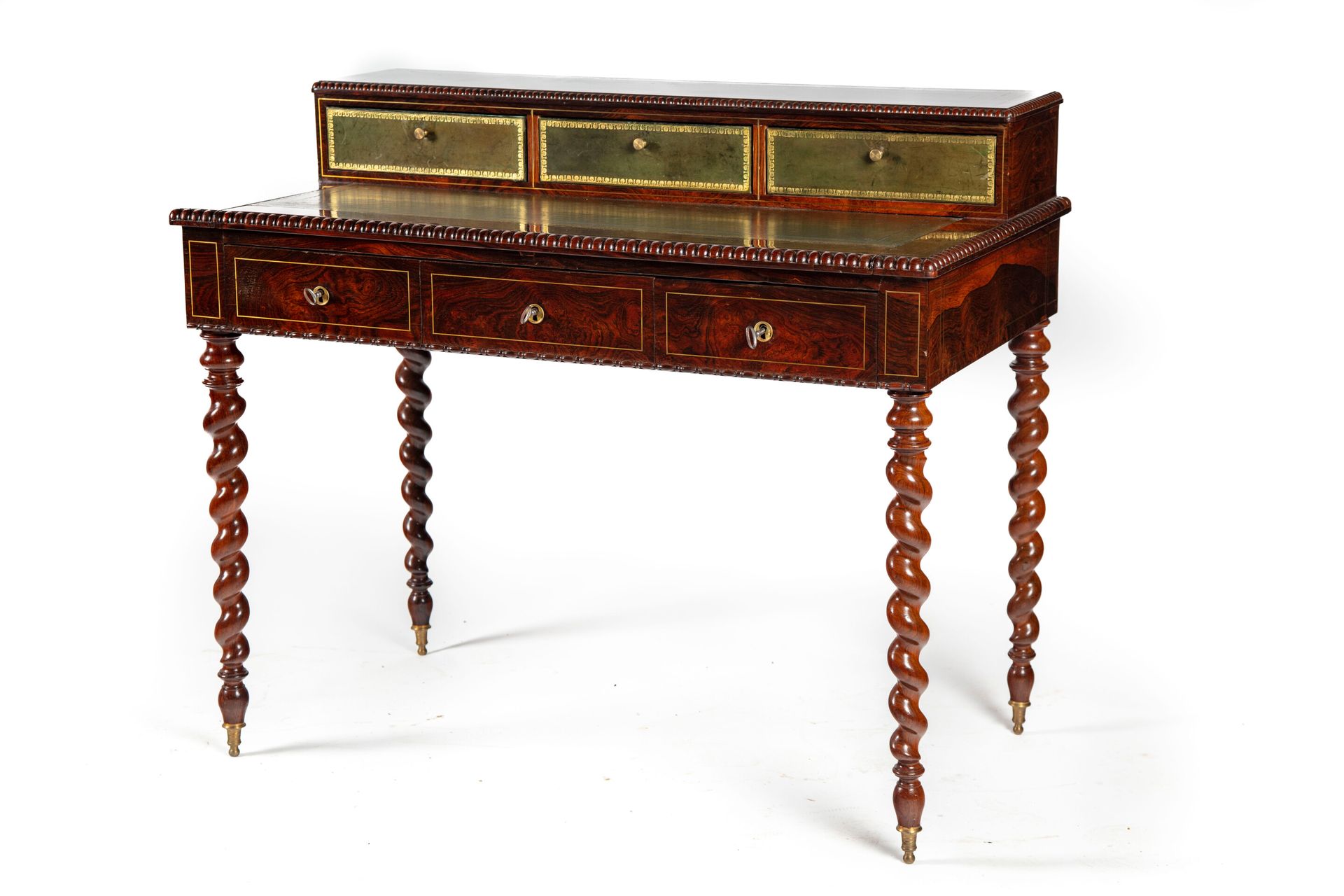 Null Small mahogany and mahogany veneer desk, opening with three cartons in the &hellip;