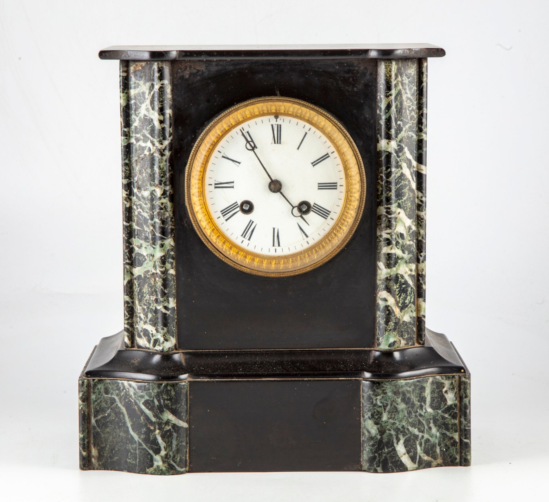 Null Marble terminal clock

H. 27 cm