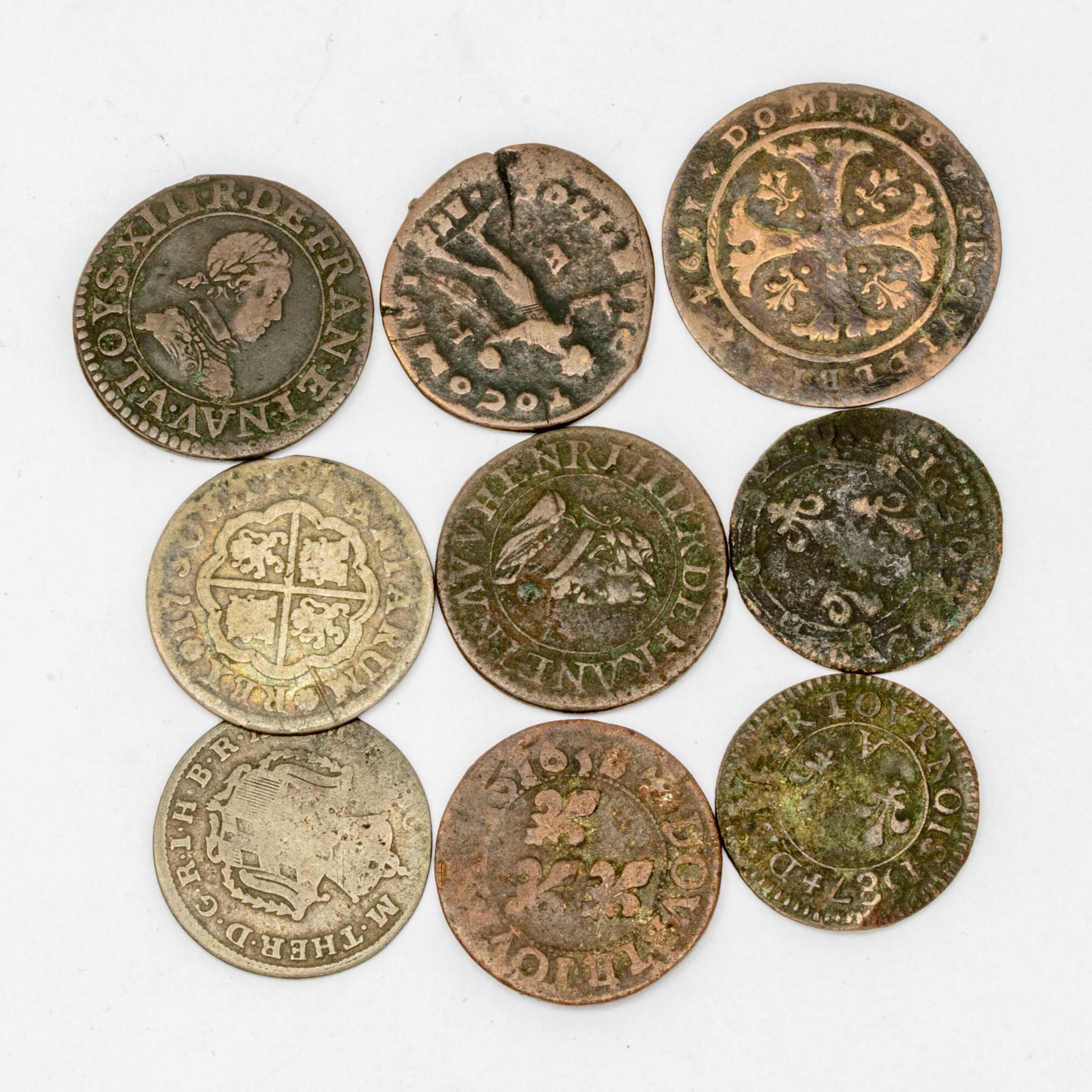 Null Set di nove monete antiche, tra cui Enrico III doppio tournois 1610, Luigi &hellip;