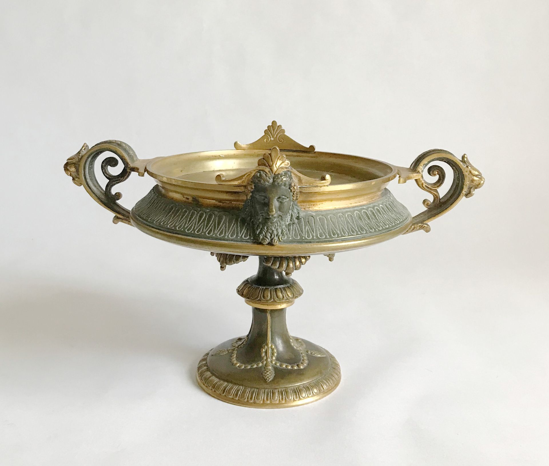 Null Cup on foot in bronze with two patinas, molded and chiseled with friezes of&hellip;