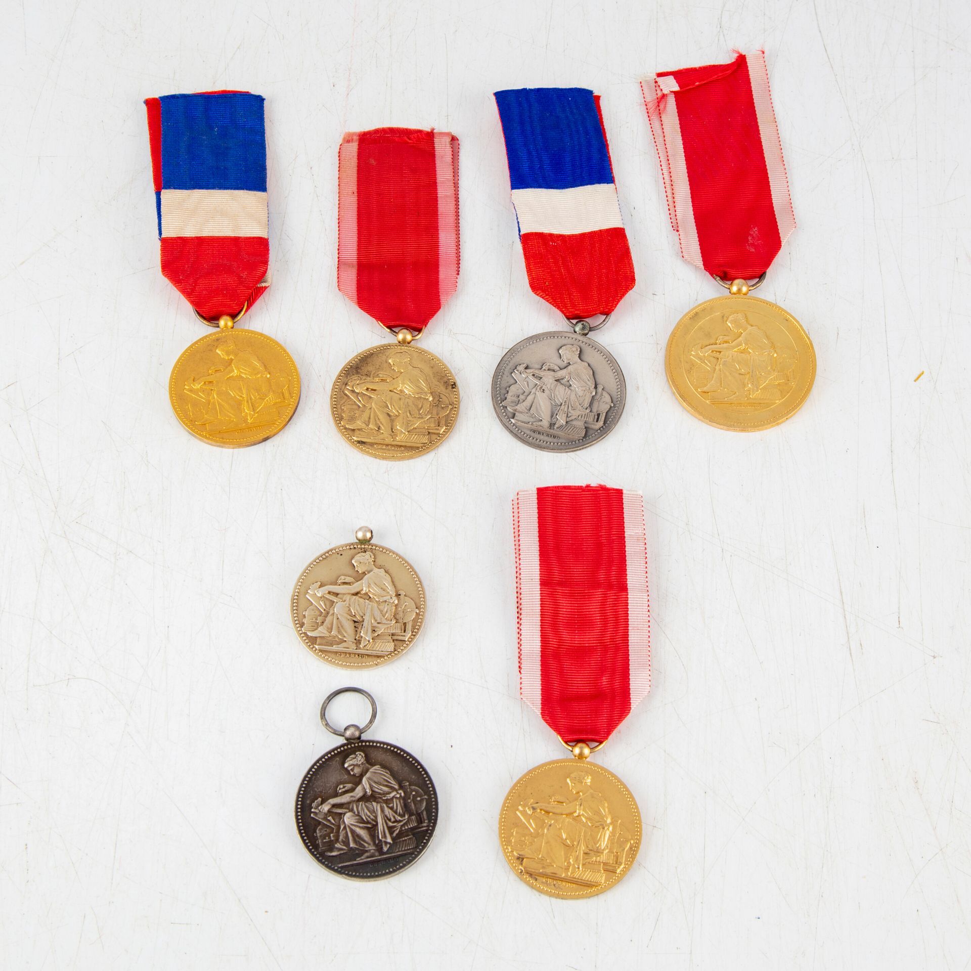 Null Set of 7 silver medals of the industrial society of Rouen 
Gross weight : 1&hellip;